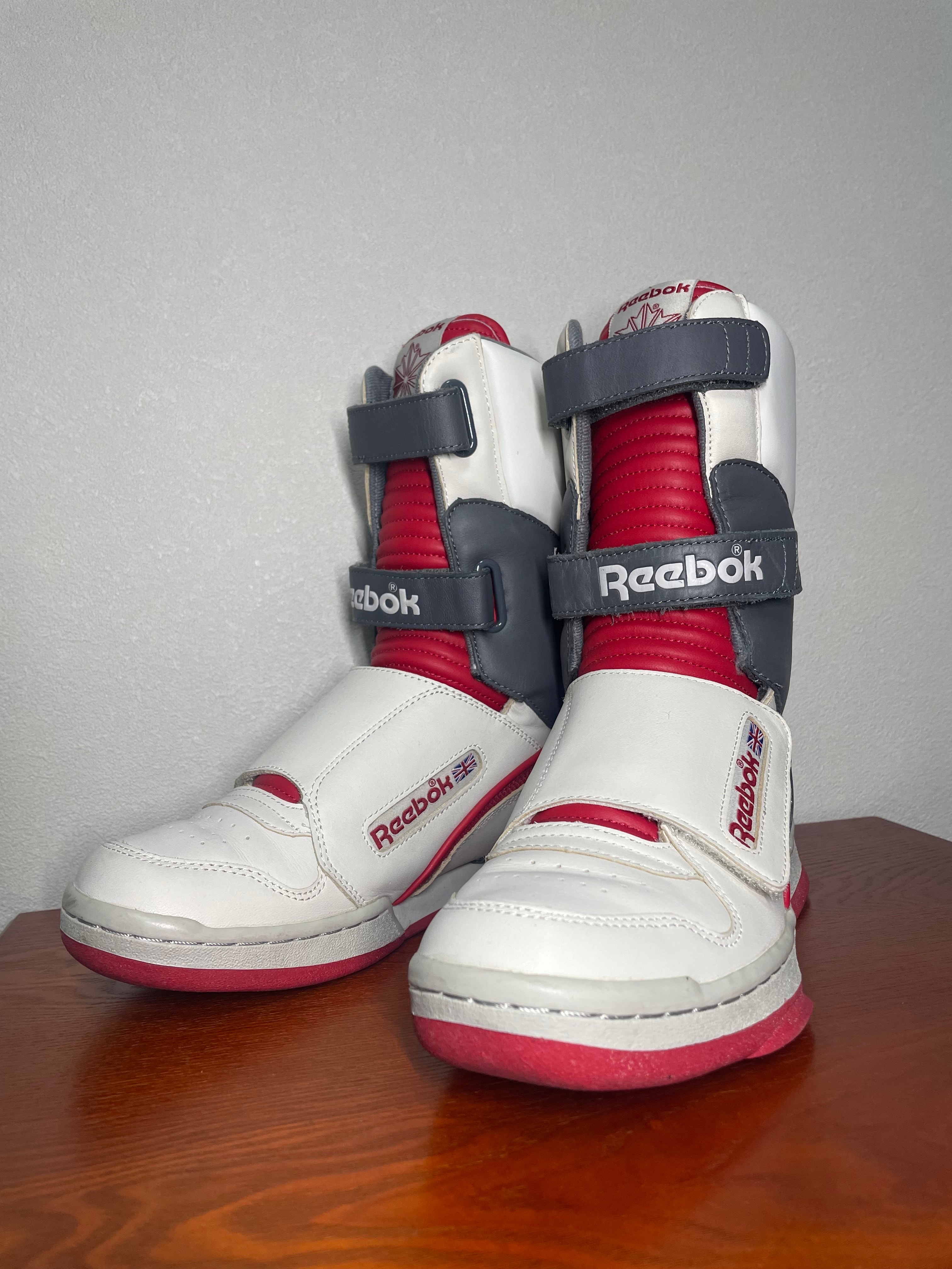 リーボック エイリアン ストンパー ハイ "エクセレントレッド/スノーウィグレー"