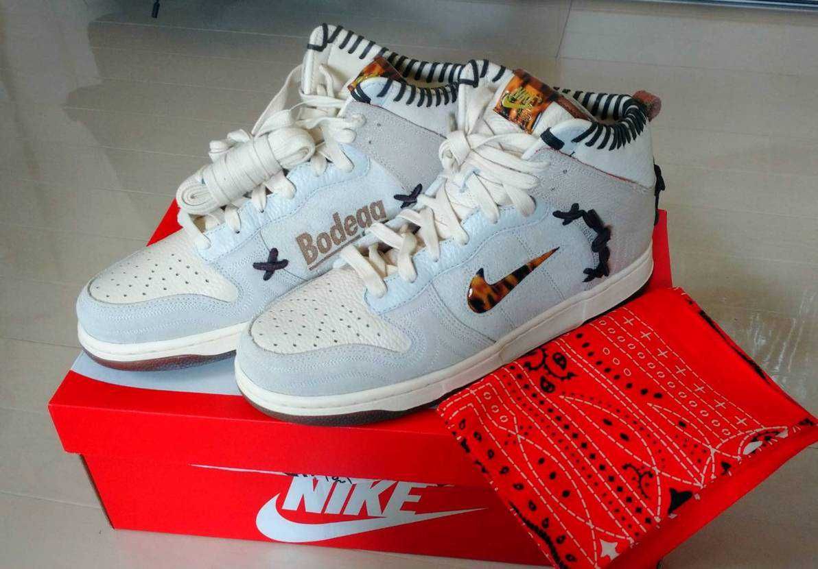 Bodega × Nike Dunk High "Legend Fauna Brown"