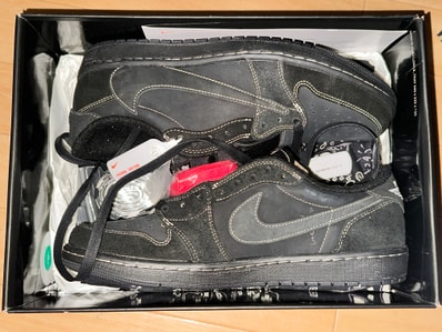 Travis Scott × Nike Air Jordan 1 Low OG SP "Black Phantom"