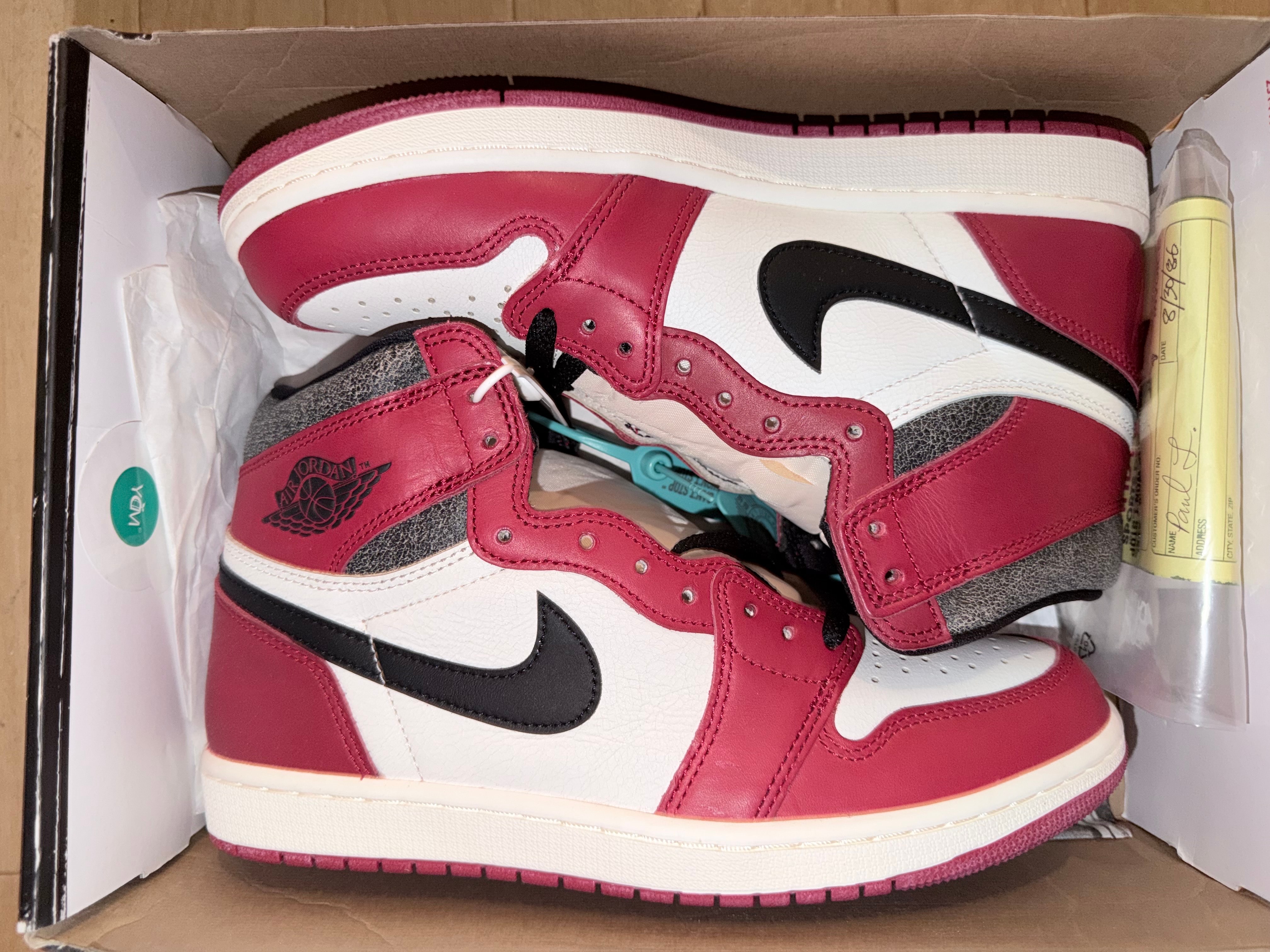 Nike Air Jordan 1 High OG "Lost & Found/Chicago"
