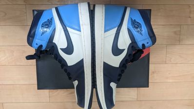 Nike Air Jordan 1 Retro High OG "Obsidian/University Blue"