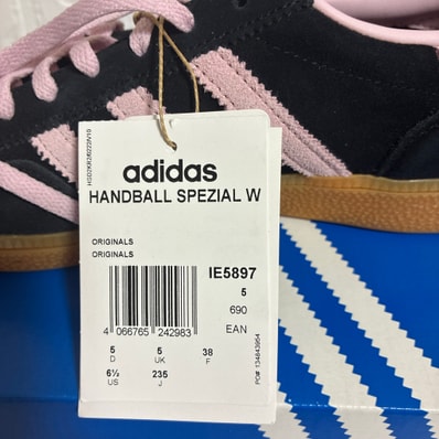 adidas Handball Spezial "Core Black/Clear Pink/Gum"