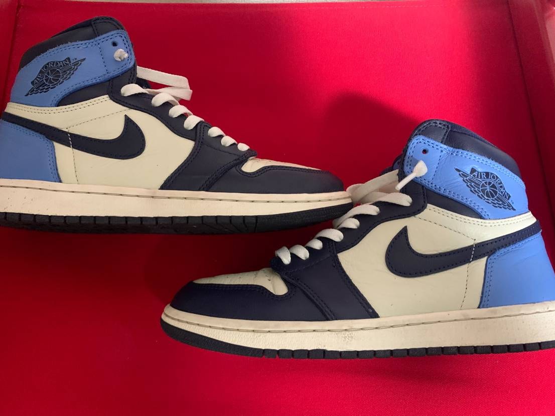 Nike Air Jordan 1 Retro High OG "Obsidian/University Blue"