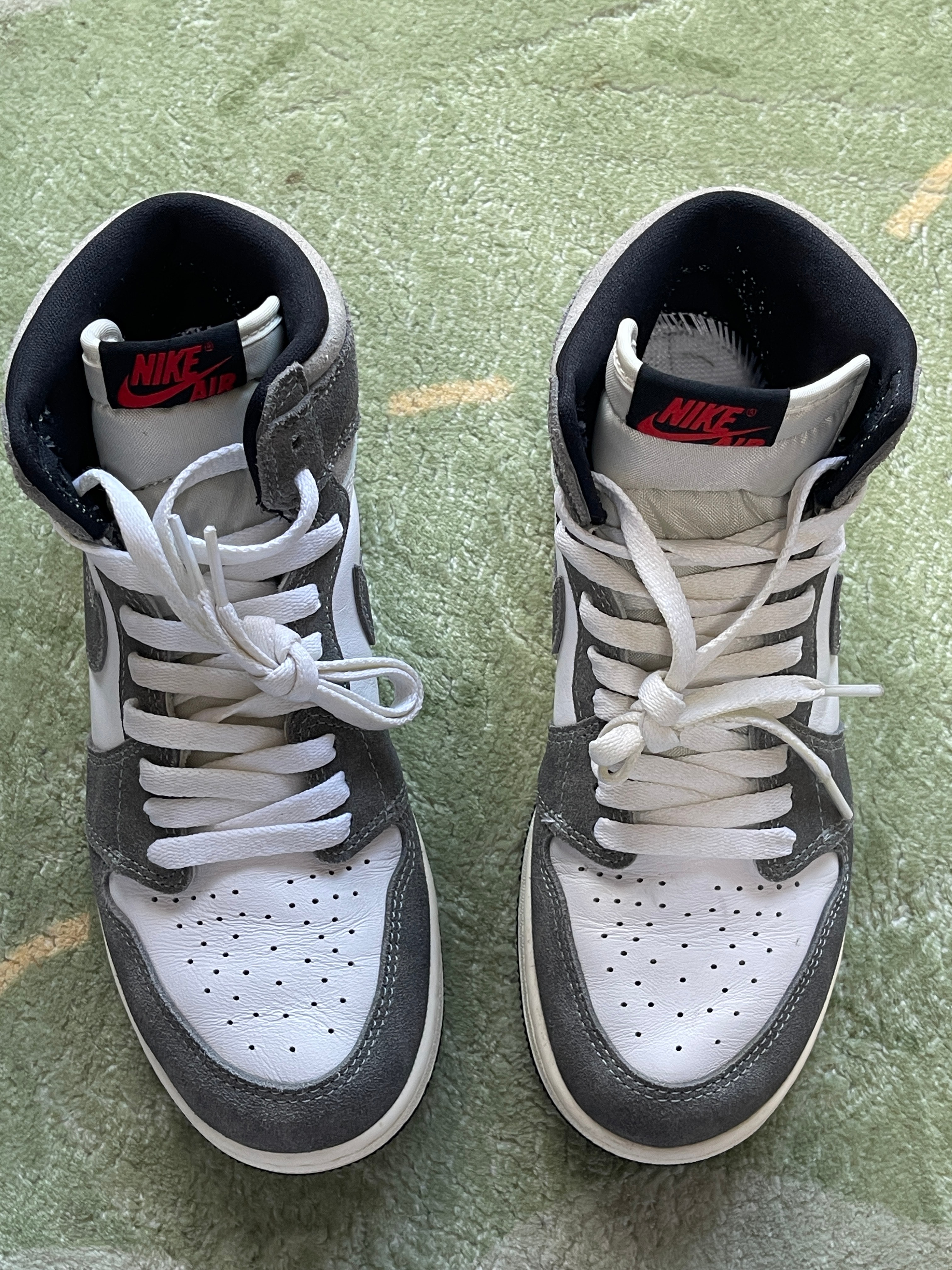 Nike GS Air Jordan 1 Retro High OG "Black and Smoke Grey"