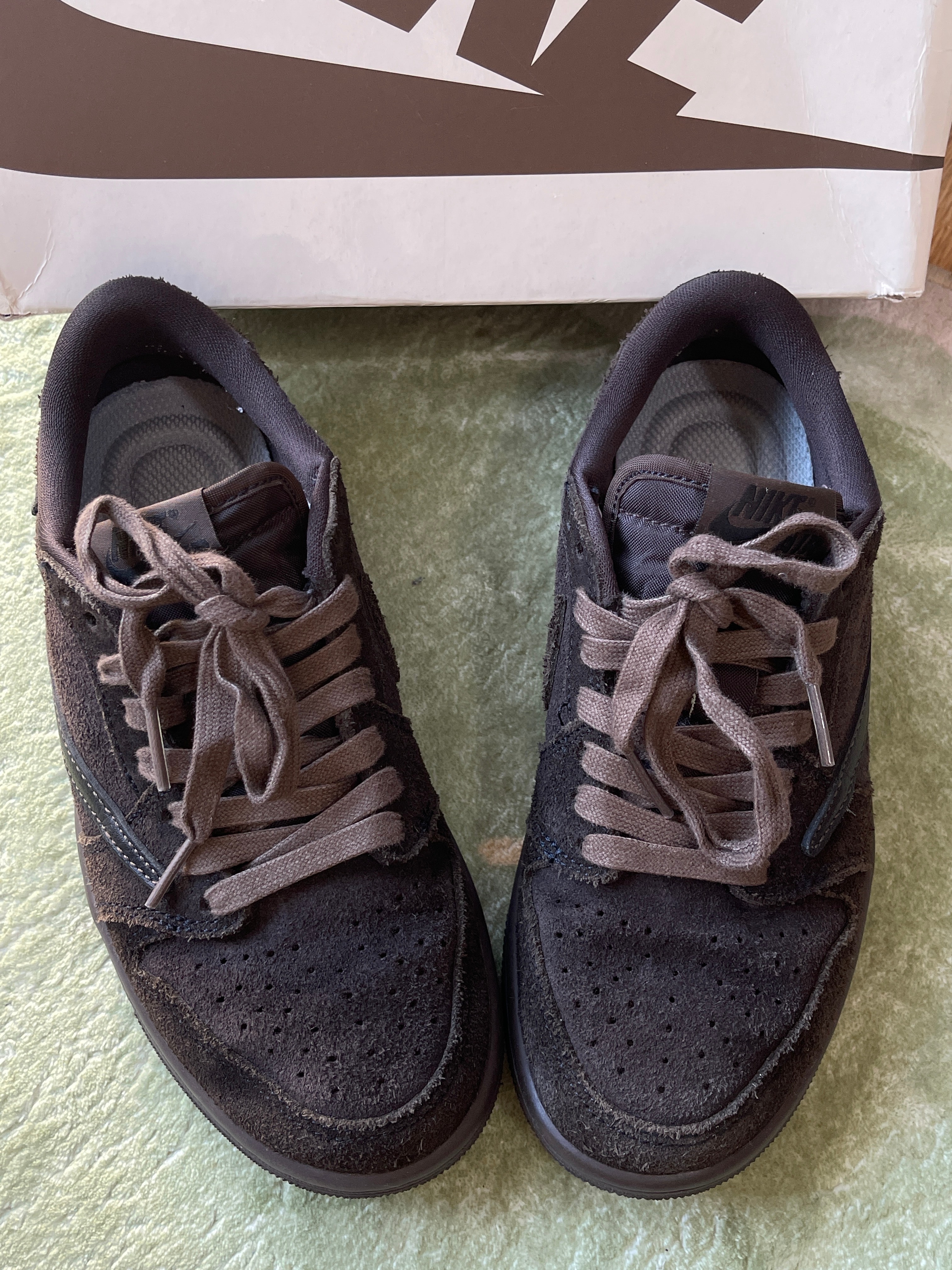 Travis Scott × Nike Air Jordan 1 Low OG SP "Velvet Brown and Dark Mocha"