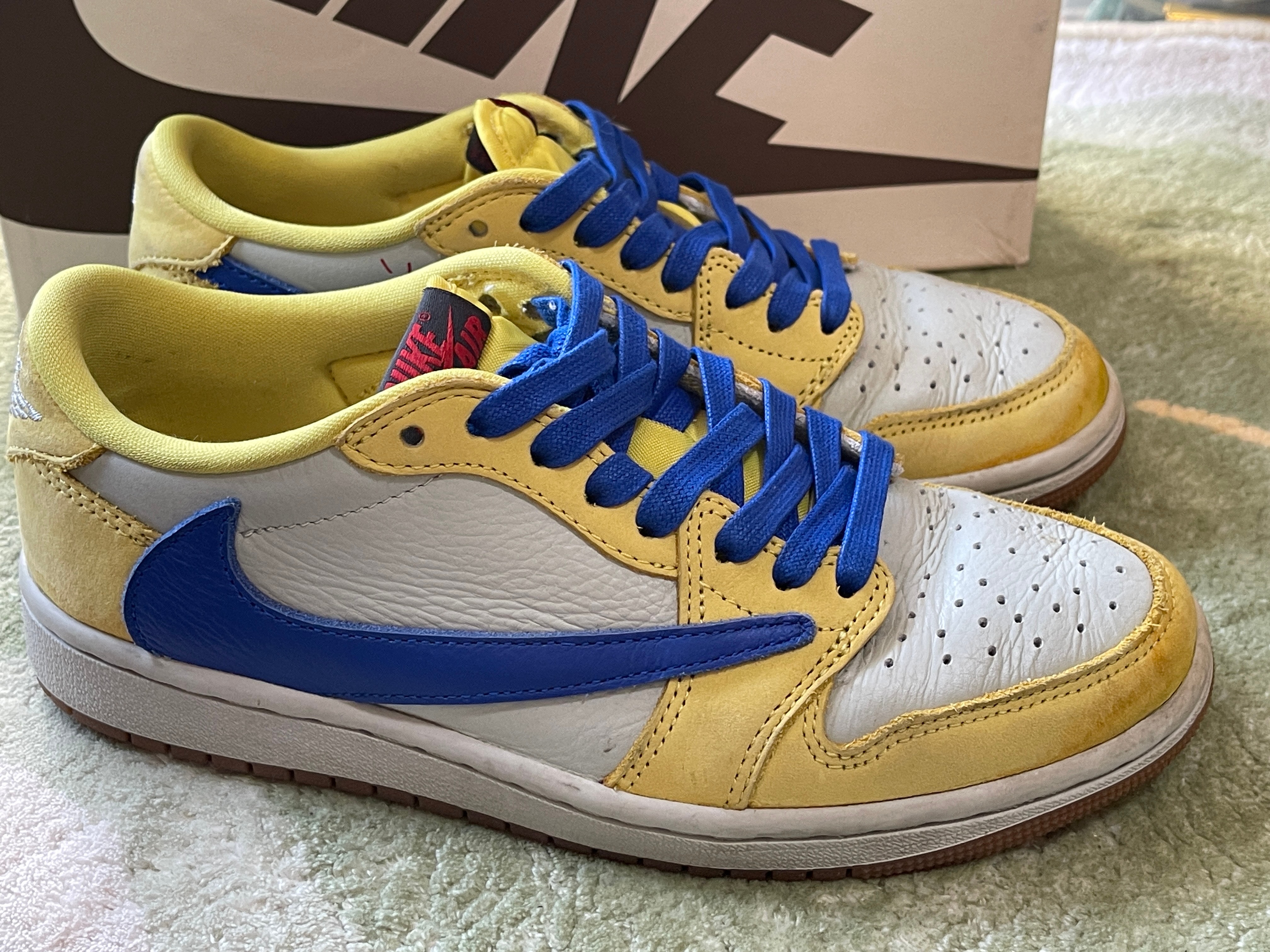 Travis Scott × Nike Women's Air Jordan 1 Retro Low OG "Canary"