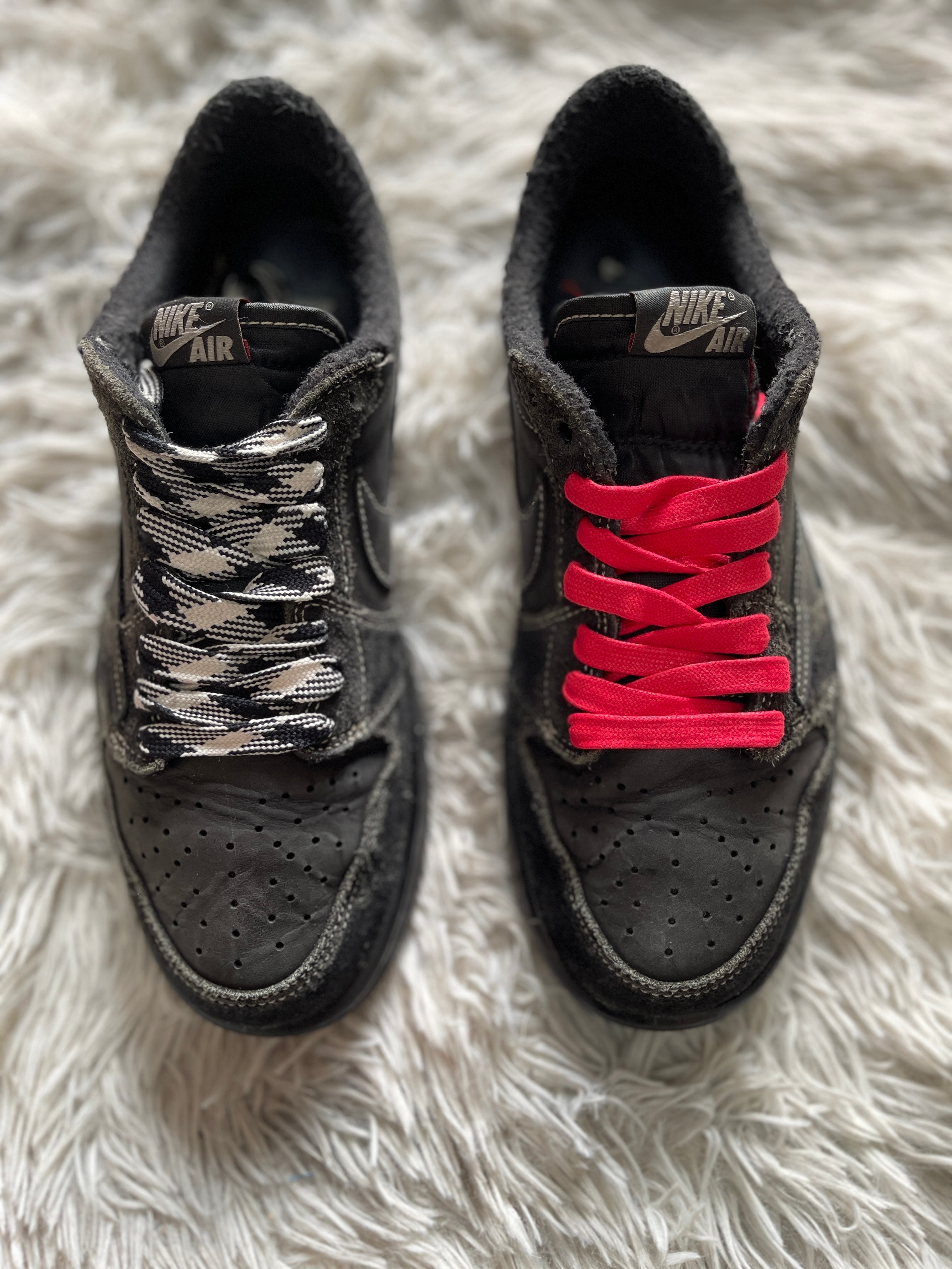 Travis Scott × Nike Air Jordan 1 Low OG SP "Black Phantom"