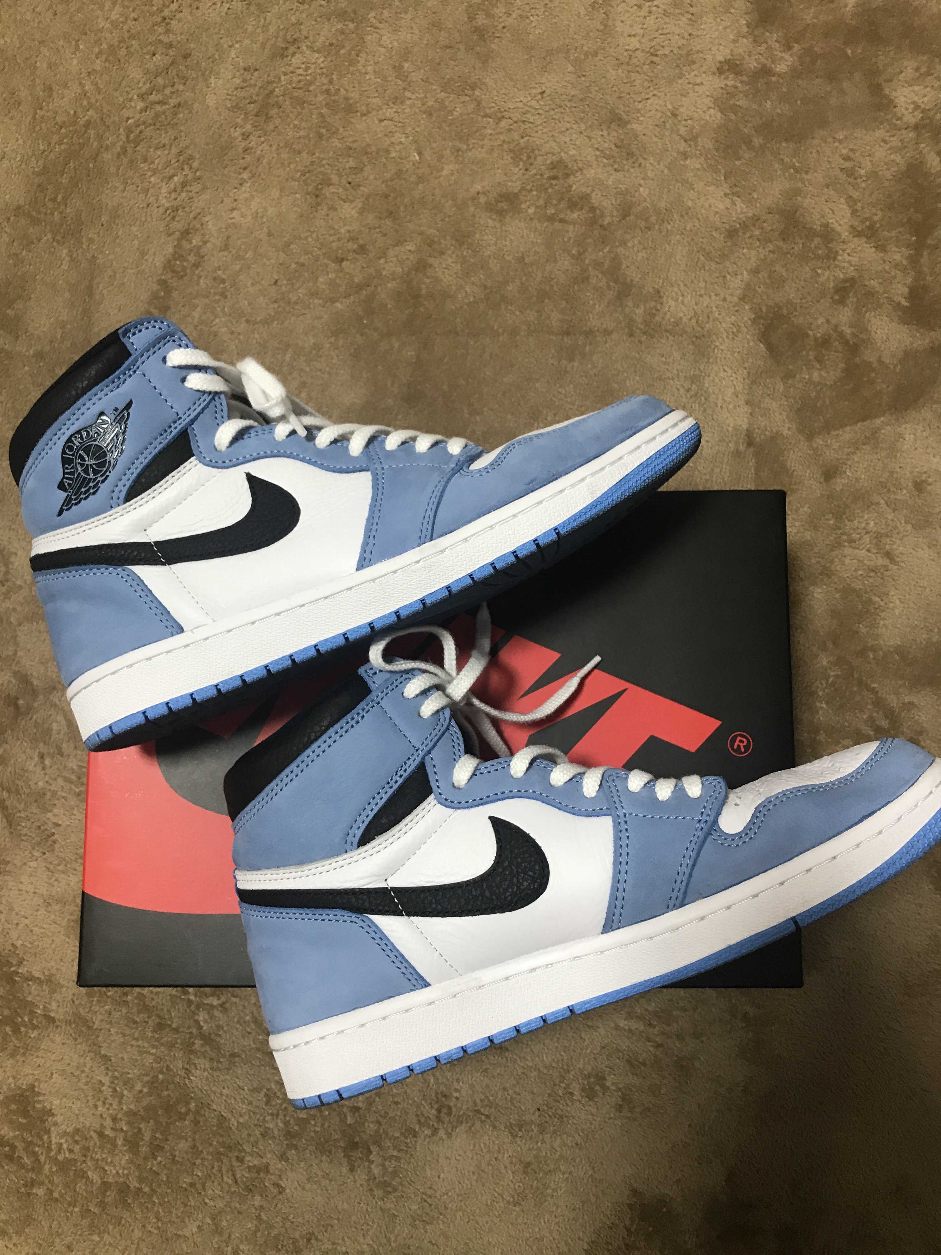 Nike Air Jordan 1 High OG "University Blue"