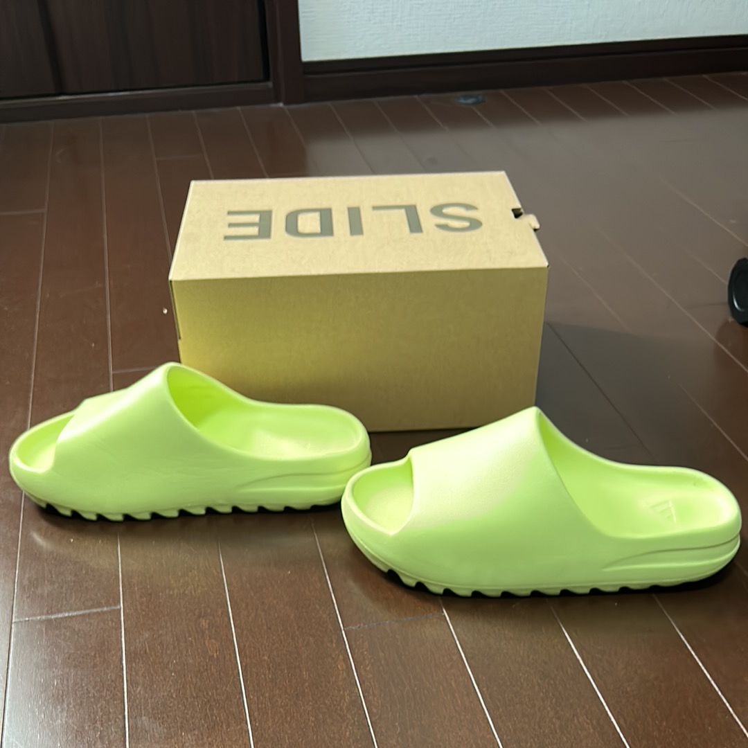 adidas YEEZY Slide "Glow Green"