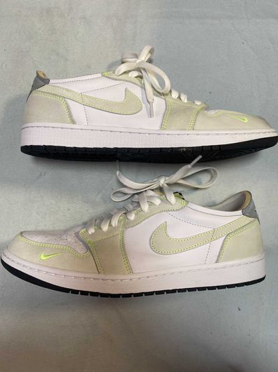 Nike Air Jordan 1 Low OG "Ghost Green"