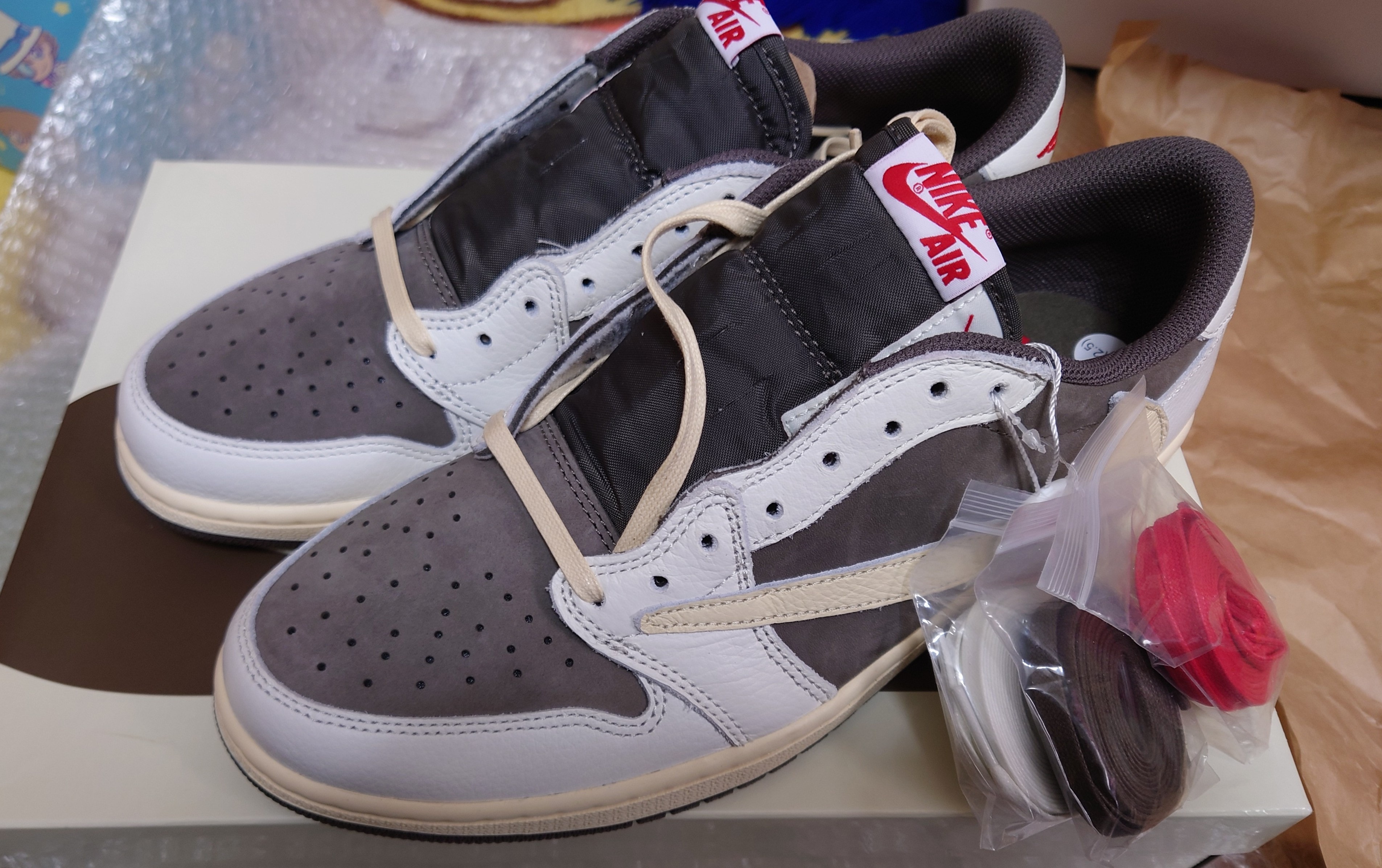 Travis Scott × Nike Air Jordan 1 Low OG SP "Reverse Mocha/Sail and Ridgerock"