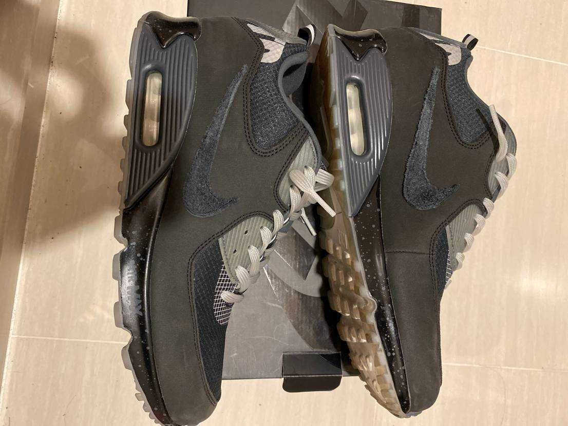 UNDEFEATED × Nike Air Max 90 "Black/Rush Pink"