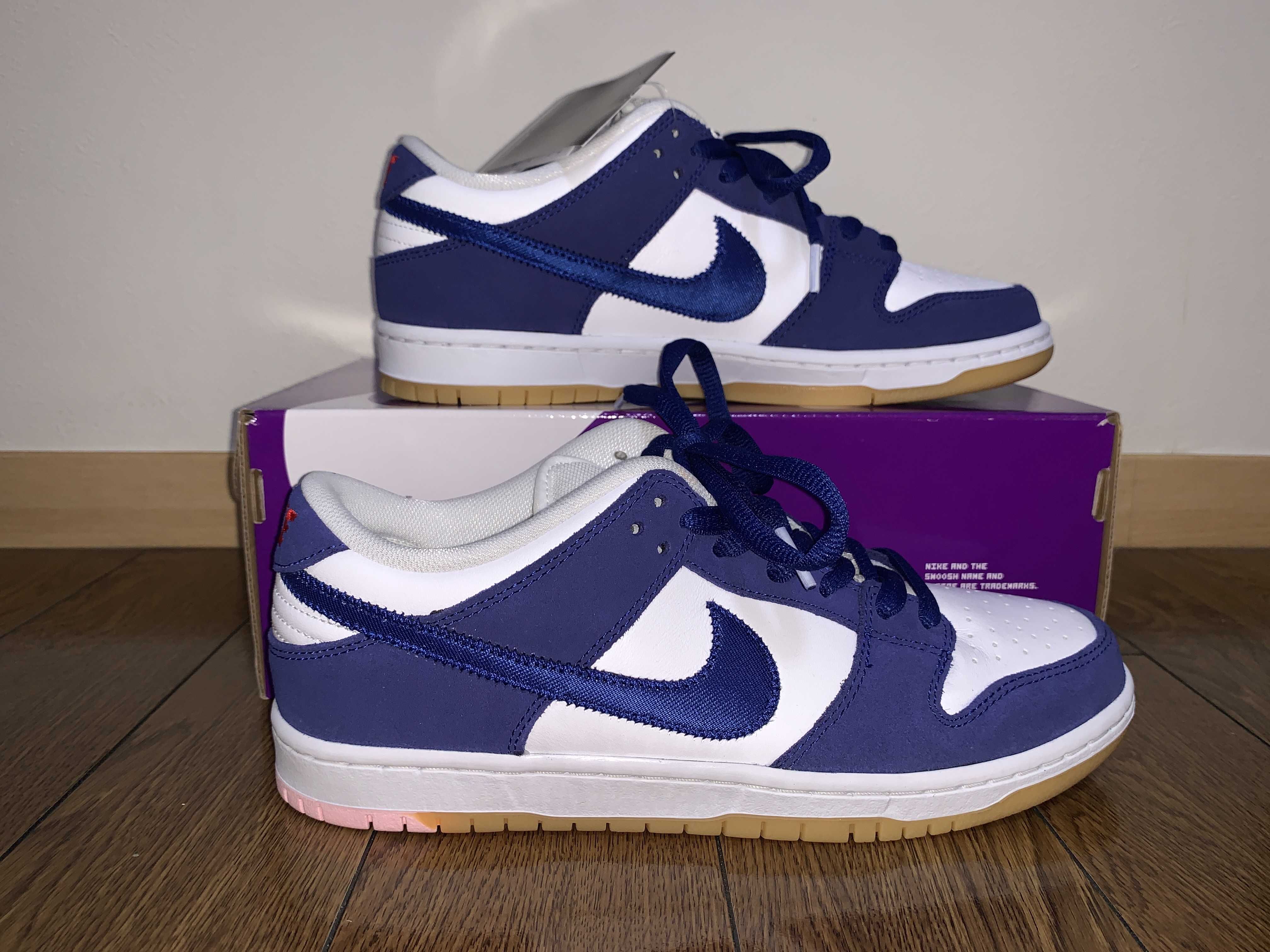 Nike SB Dunk Low "Los Angeles Dodgers/Deep Royal Blue"