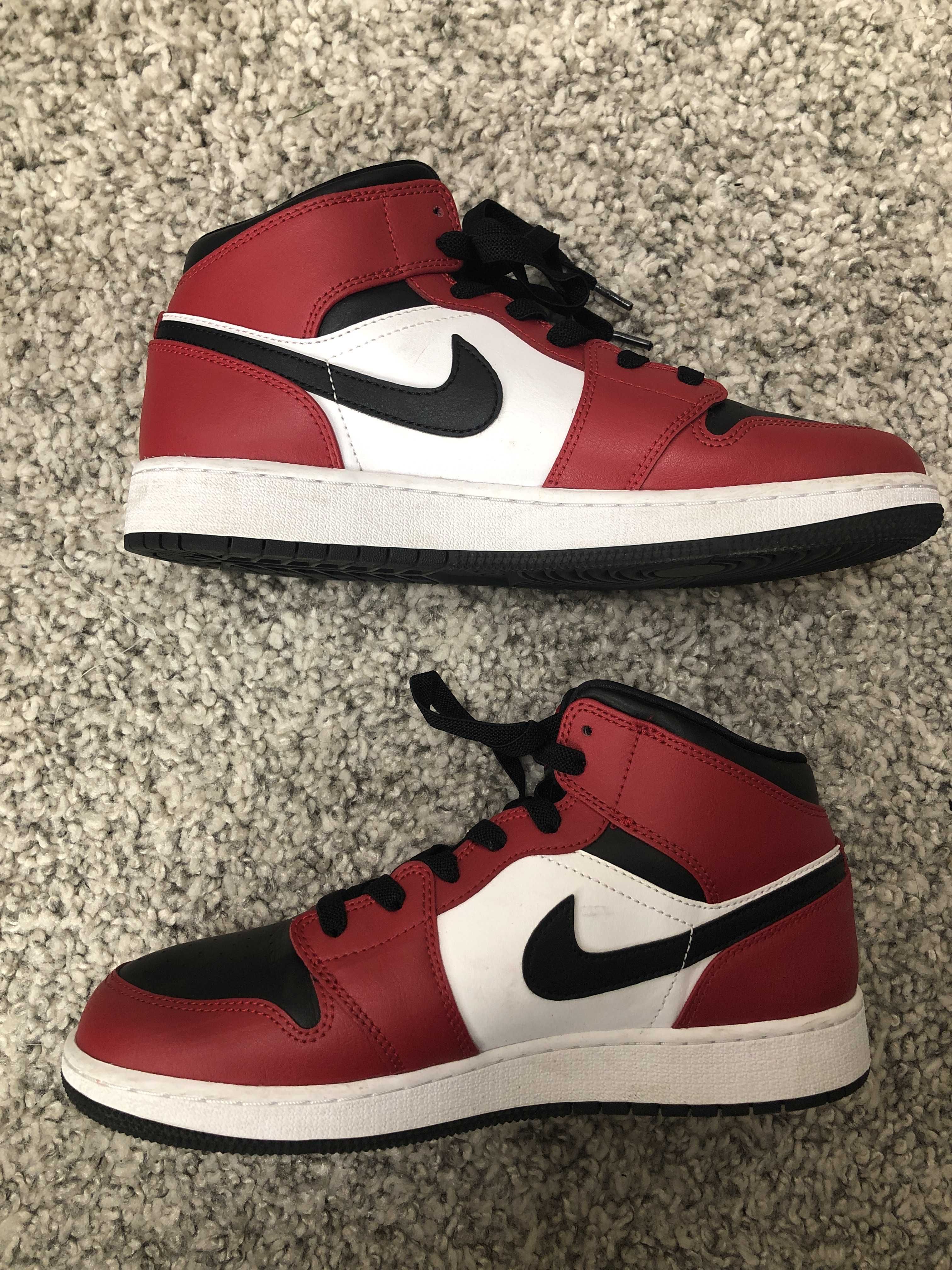 Nike GS Air Jordan 1 Mid "Black/Gym Red-White"