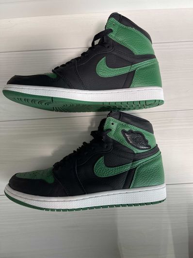Nike Air Jordan 1 Retro High OG "Black/Pine Green" (2020)