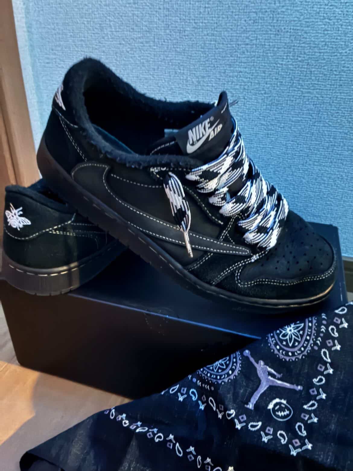 Travis Scott × Nike Air Jordan 1 Low OG SP "Velvet Brown and Dark Mocha"
