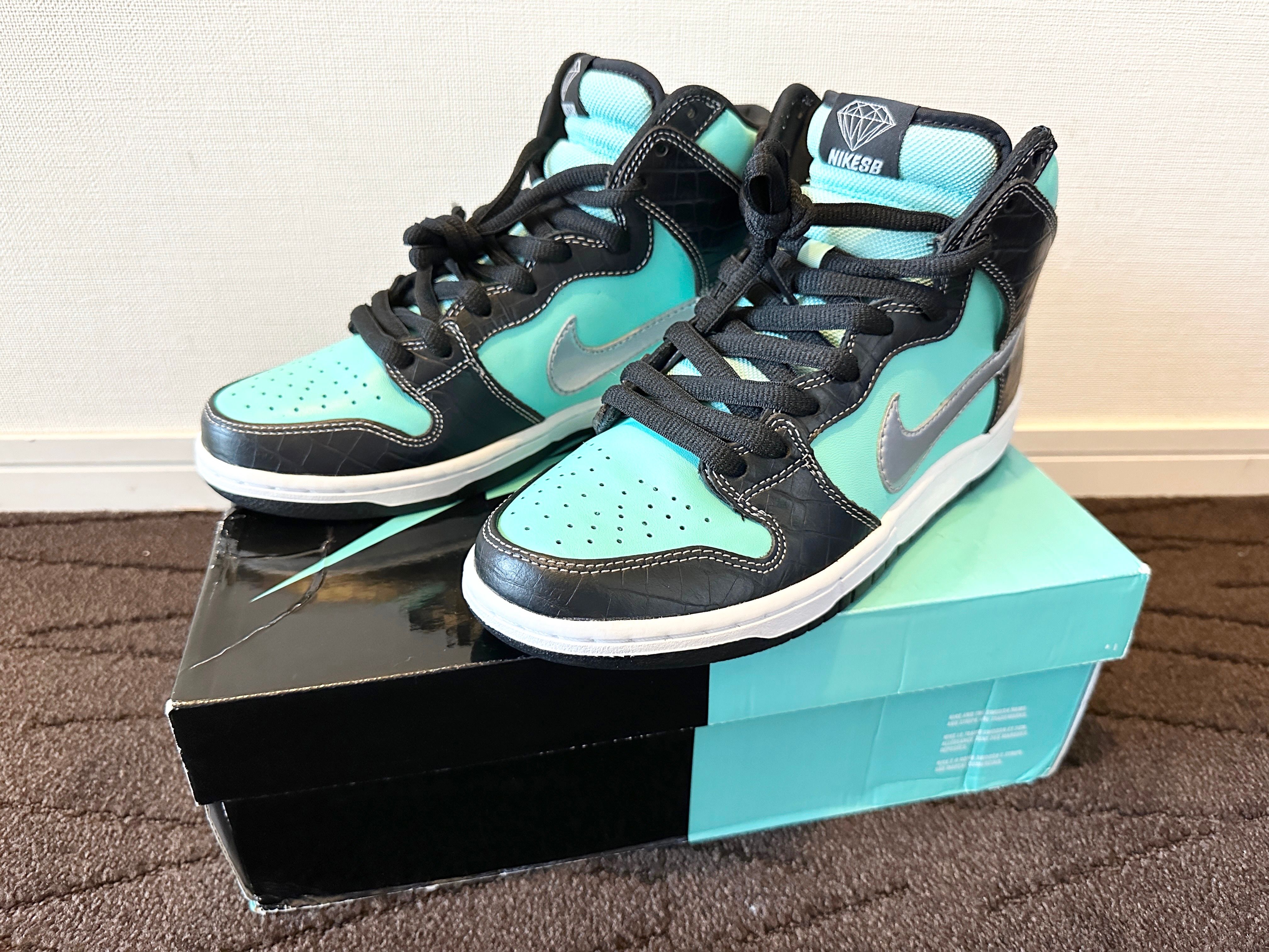 Diamond Supply × Nike SB Dunk High "Tiffany"
