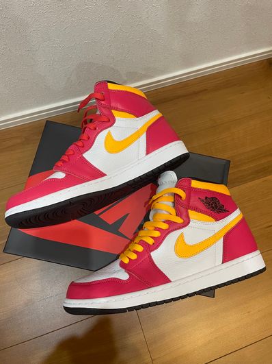 Nike Air Jordan 1 High OG "Light Fusion Red"