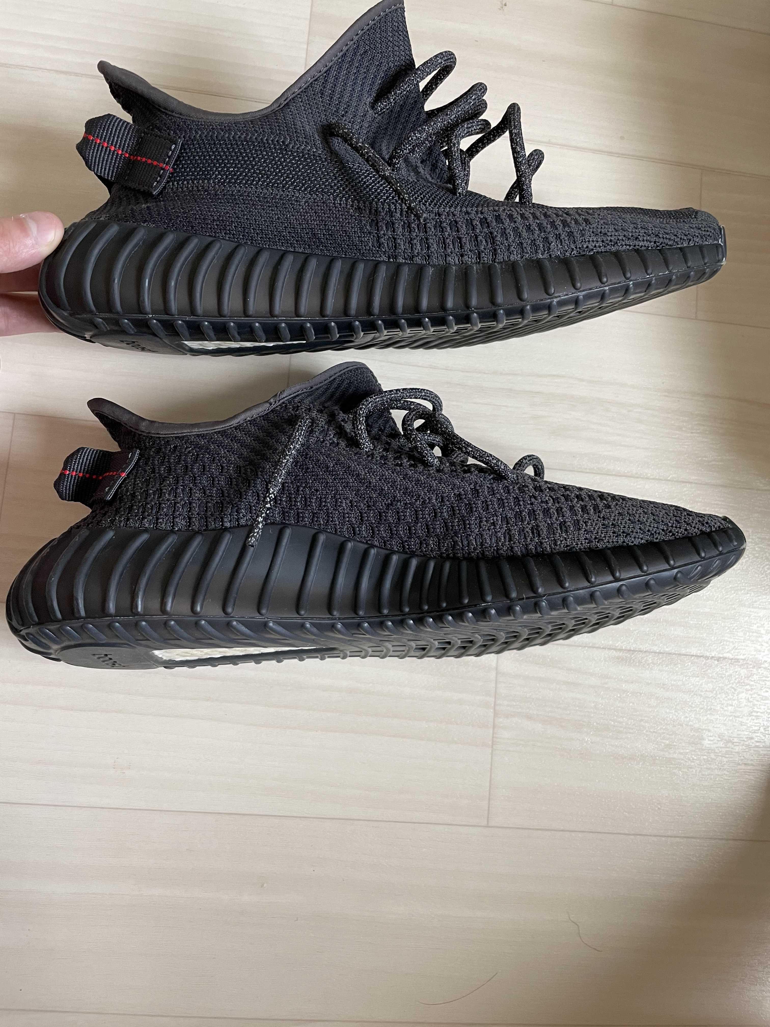 adidas YEEZY Boost 350 V2 "Black"