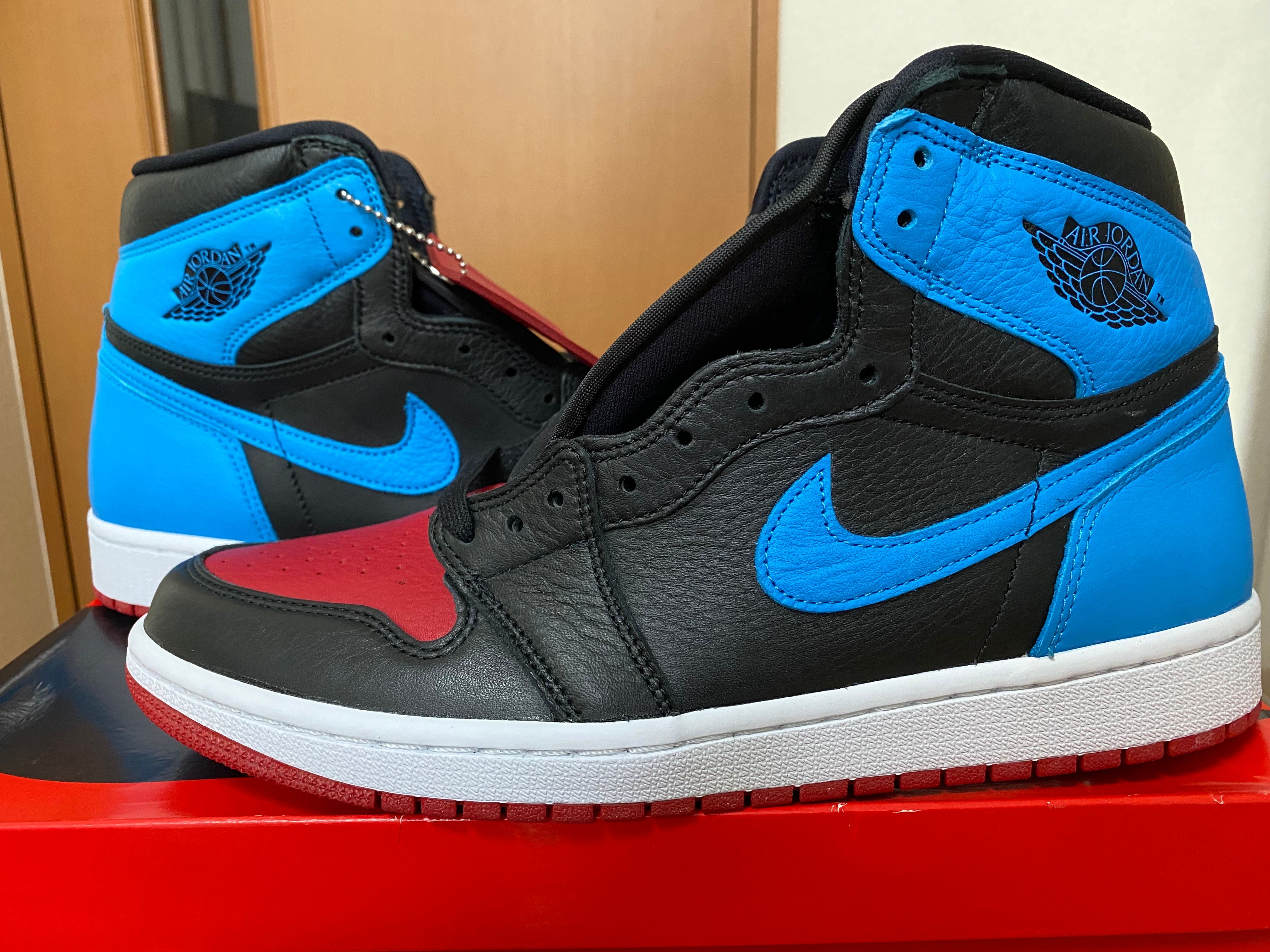 Nike Women's Air Jordan 1 High OG "UNC to Chicago"