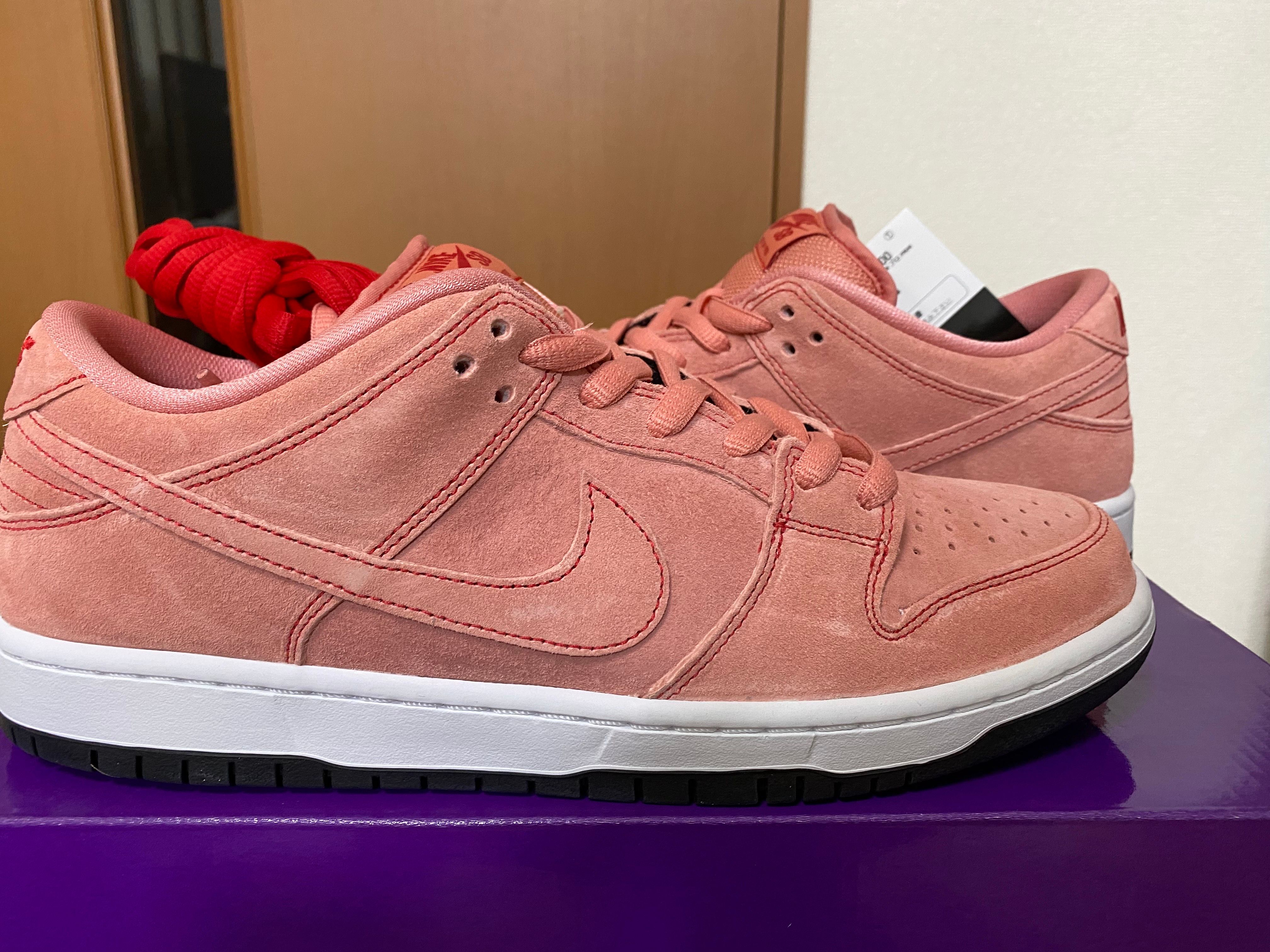 Nike SB Dunk Low "Pink Pig"
