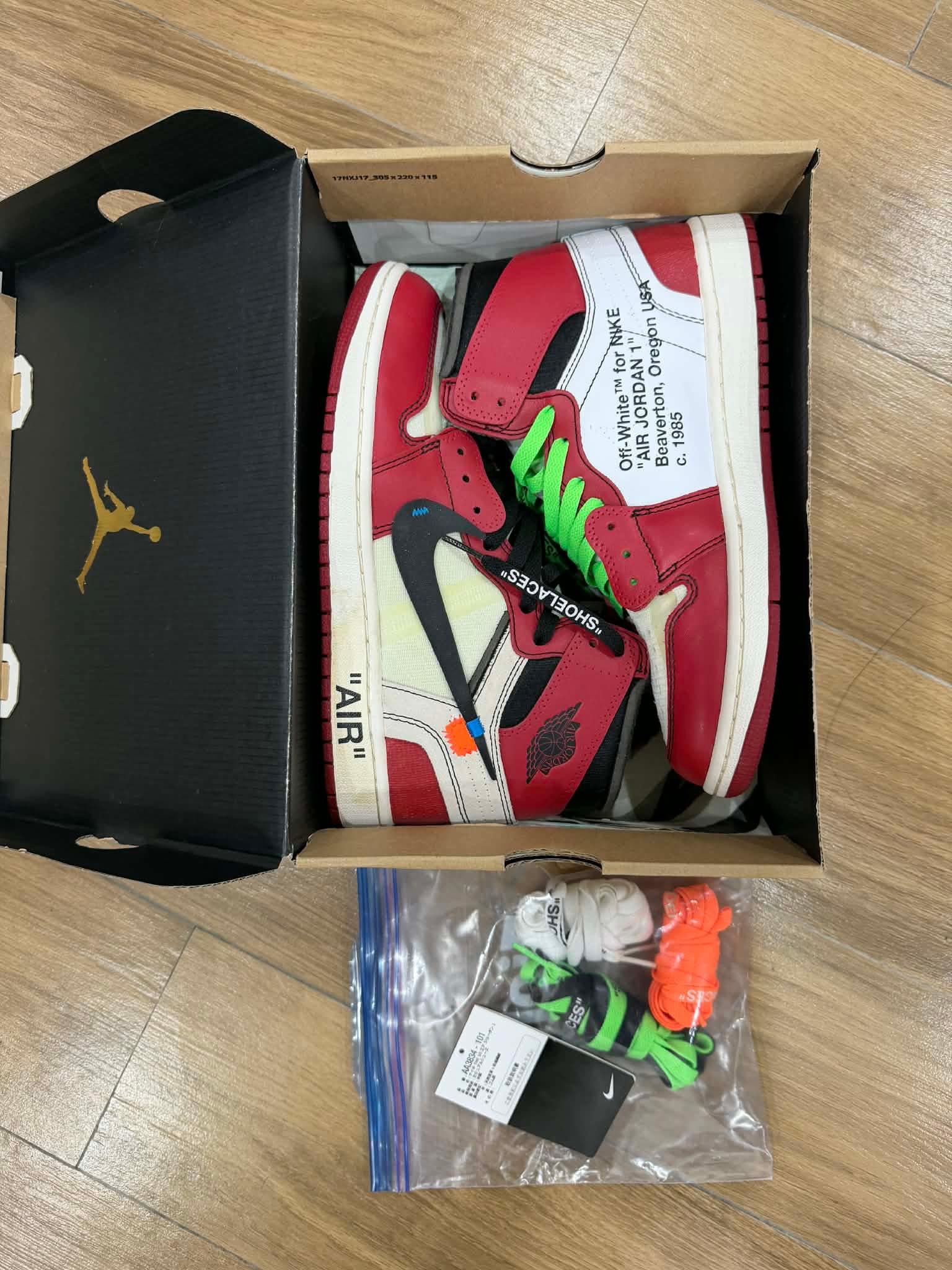 Off-White × Nike Air Jordan 1 Retro High The Ten "Chicago"