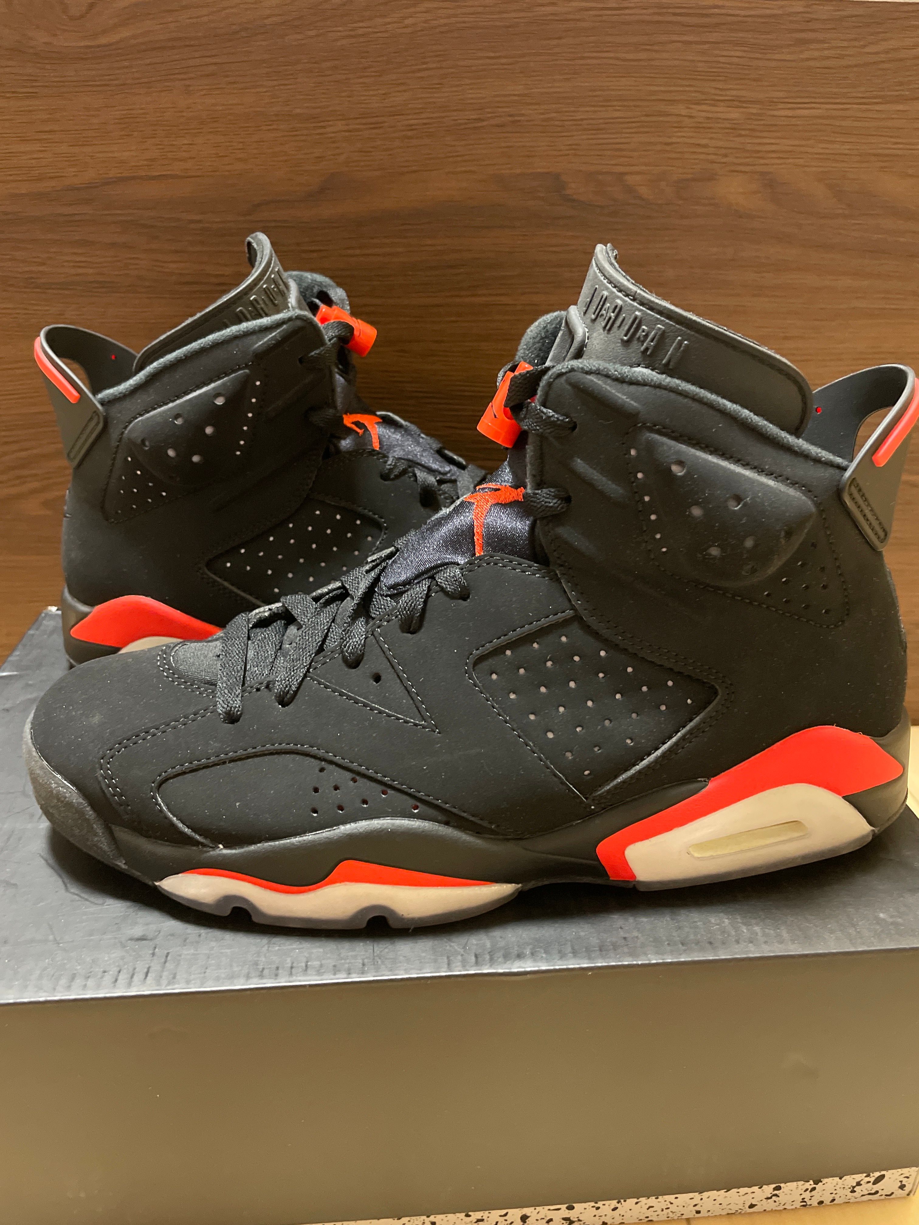 Nike Air Jordan 6 Retro OG "Black/Infrared"