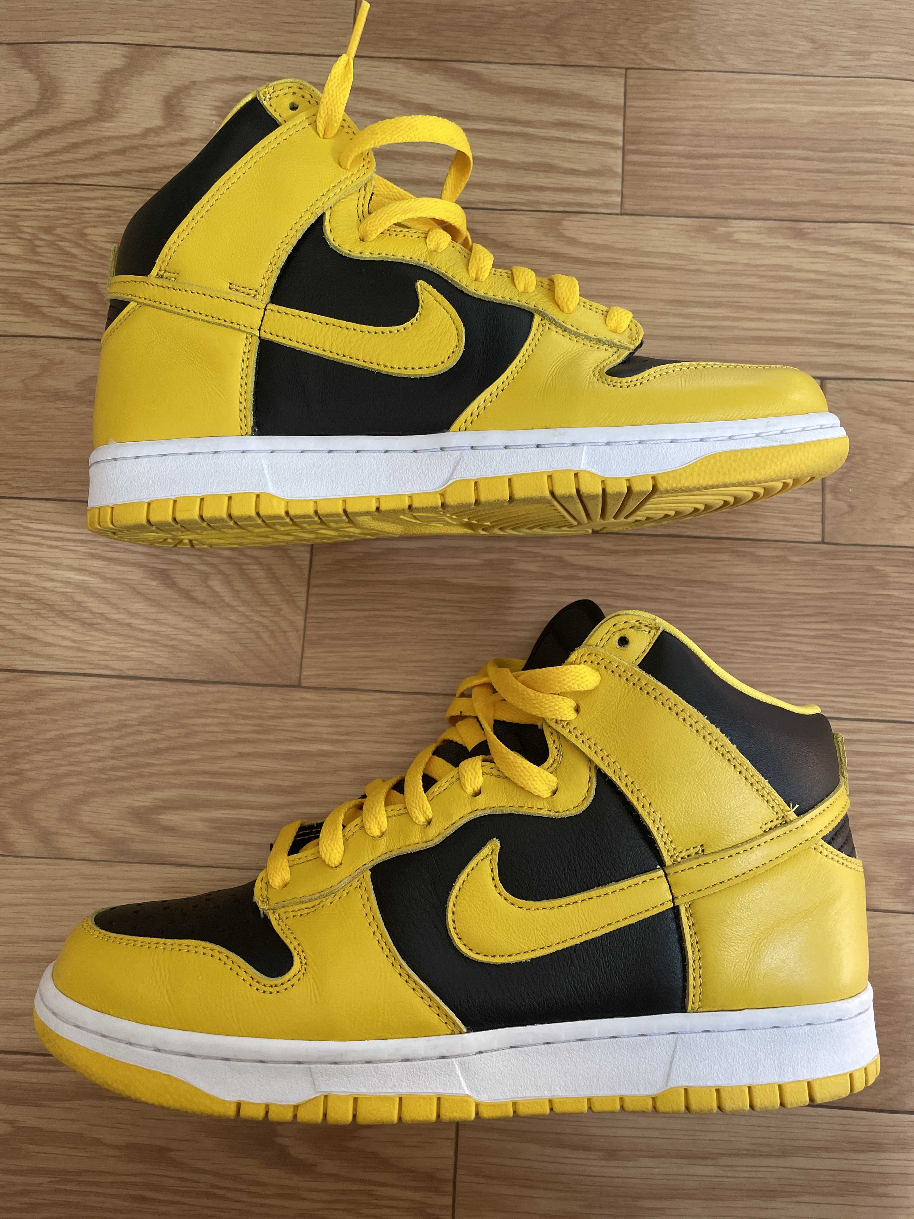 Nike Dunk High "Black/Varsity Maize"