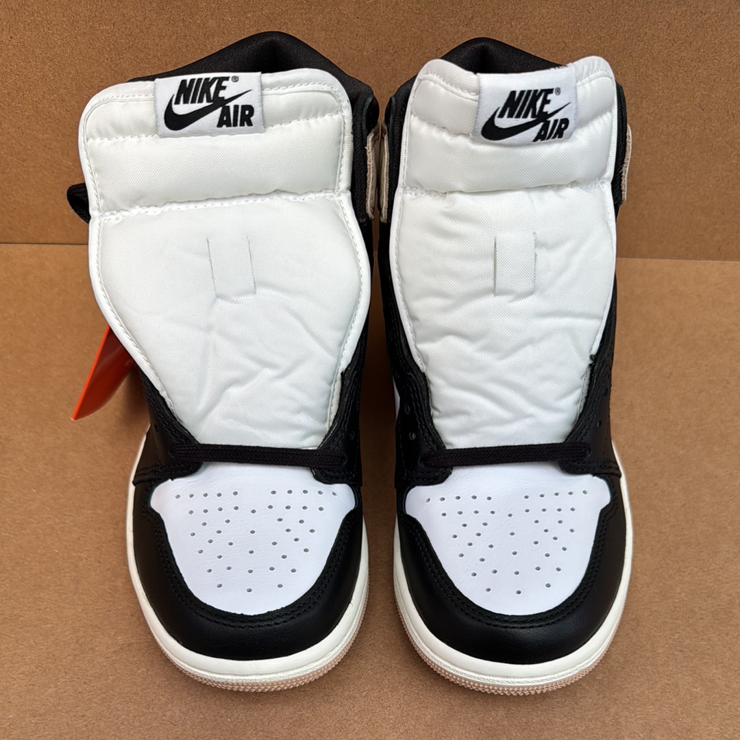 Nike Women's Air Jordan 1 Retro High OG "Latte"