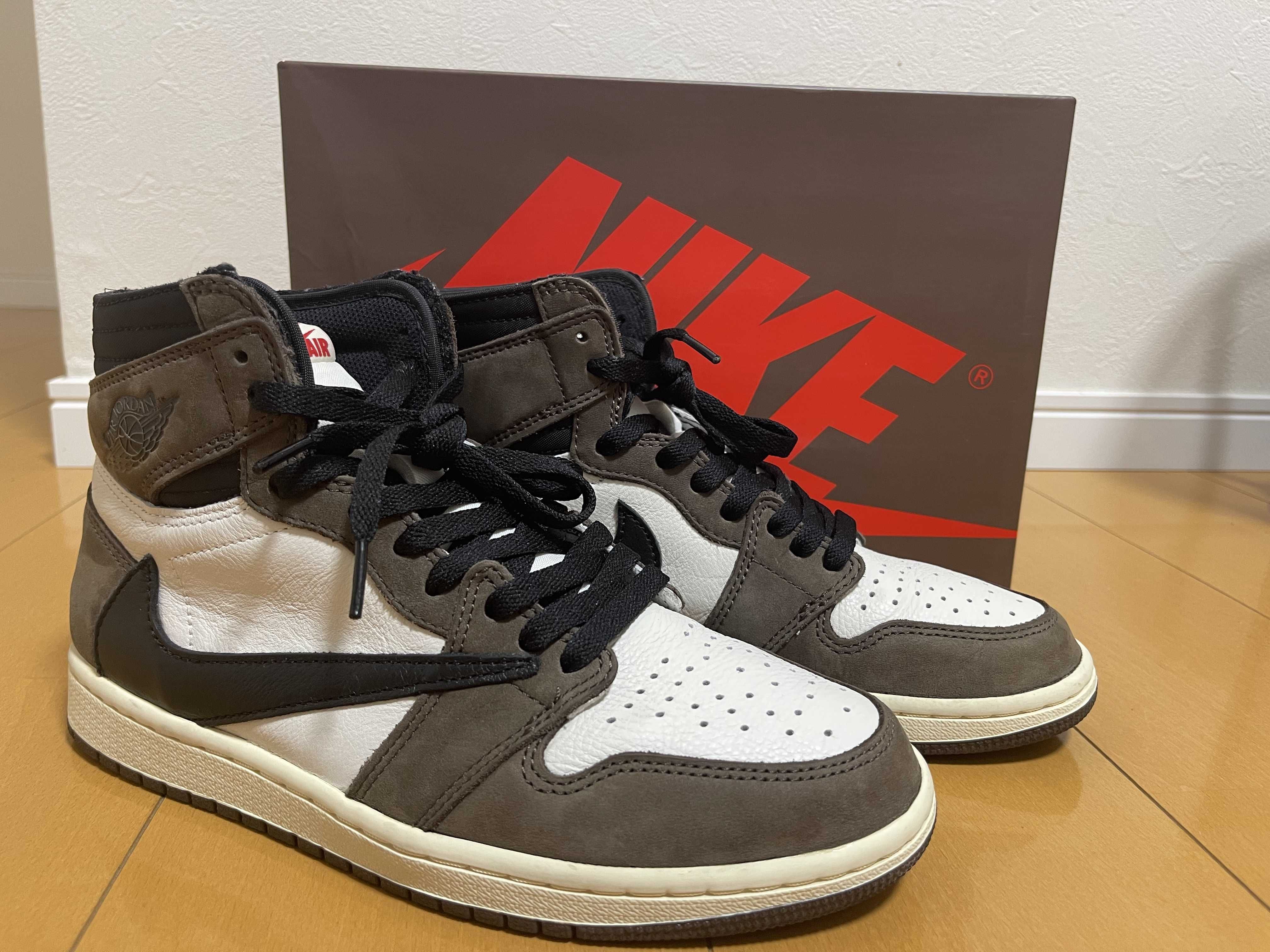 Travis Scott × Nike Air Jordan 1 Retro High OG TS SP "Sail/Dark Mocha"