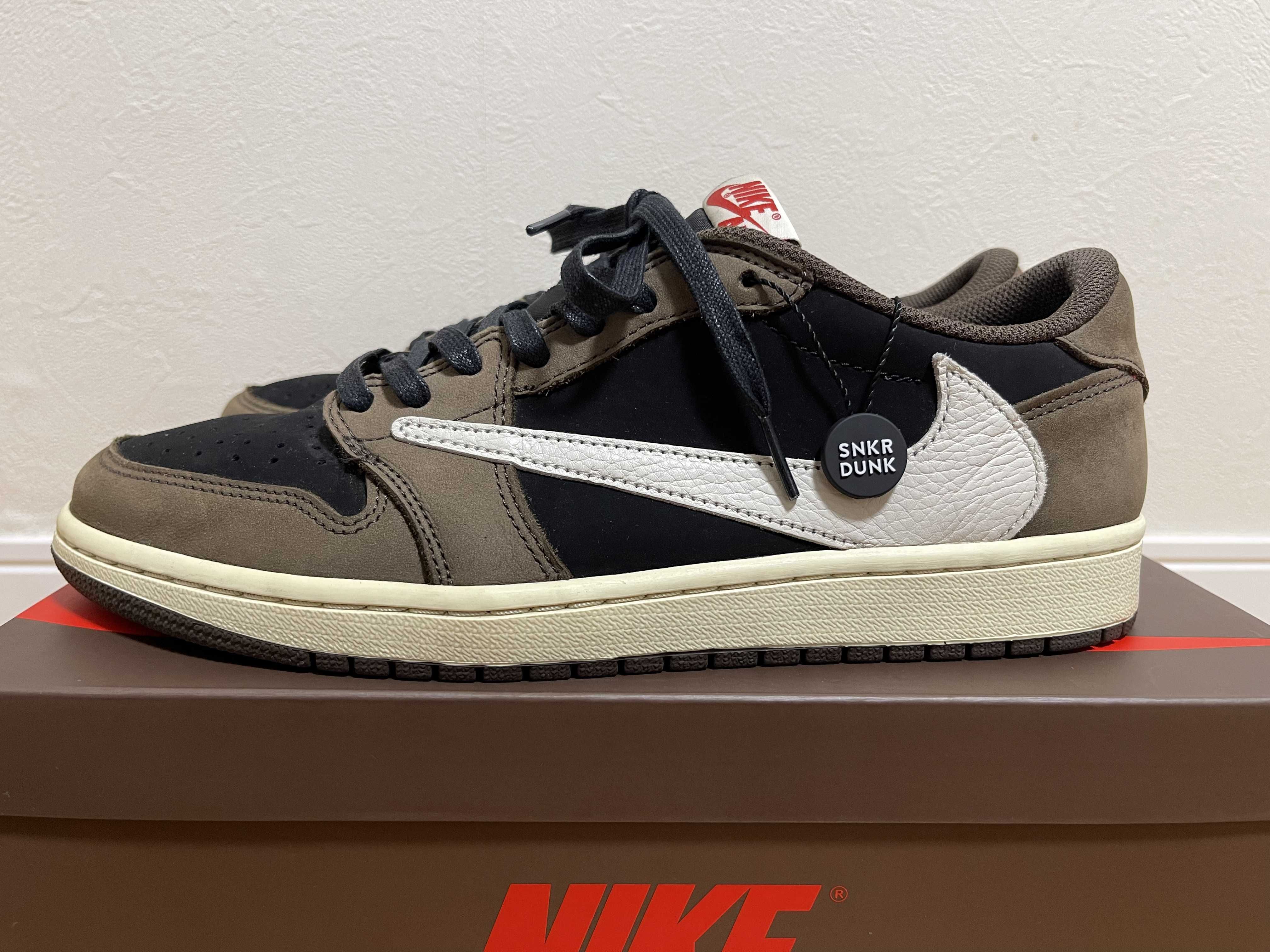 Travis Scott × Nike Air Jordan 1 Low OG SP-T  "Black/Dark Mocha"