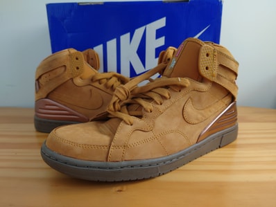 Supreme × Nike Zoom Air 94 Hi "Wheat"