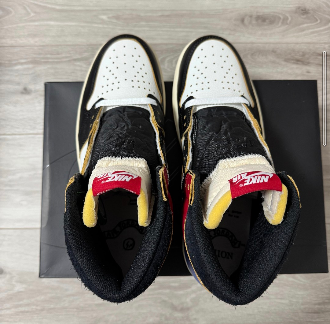 フラグメントデザイン × ユニオン × ナイキ エアジョーダン1 ハイ OG "バーシティレッド/スポーツロイヤル"