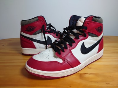 Nike Air Jordan 1 High OG "Lost & Found/Chicago"