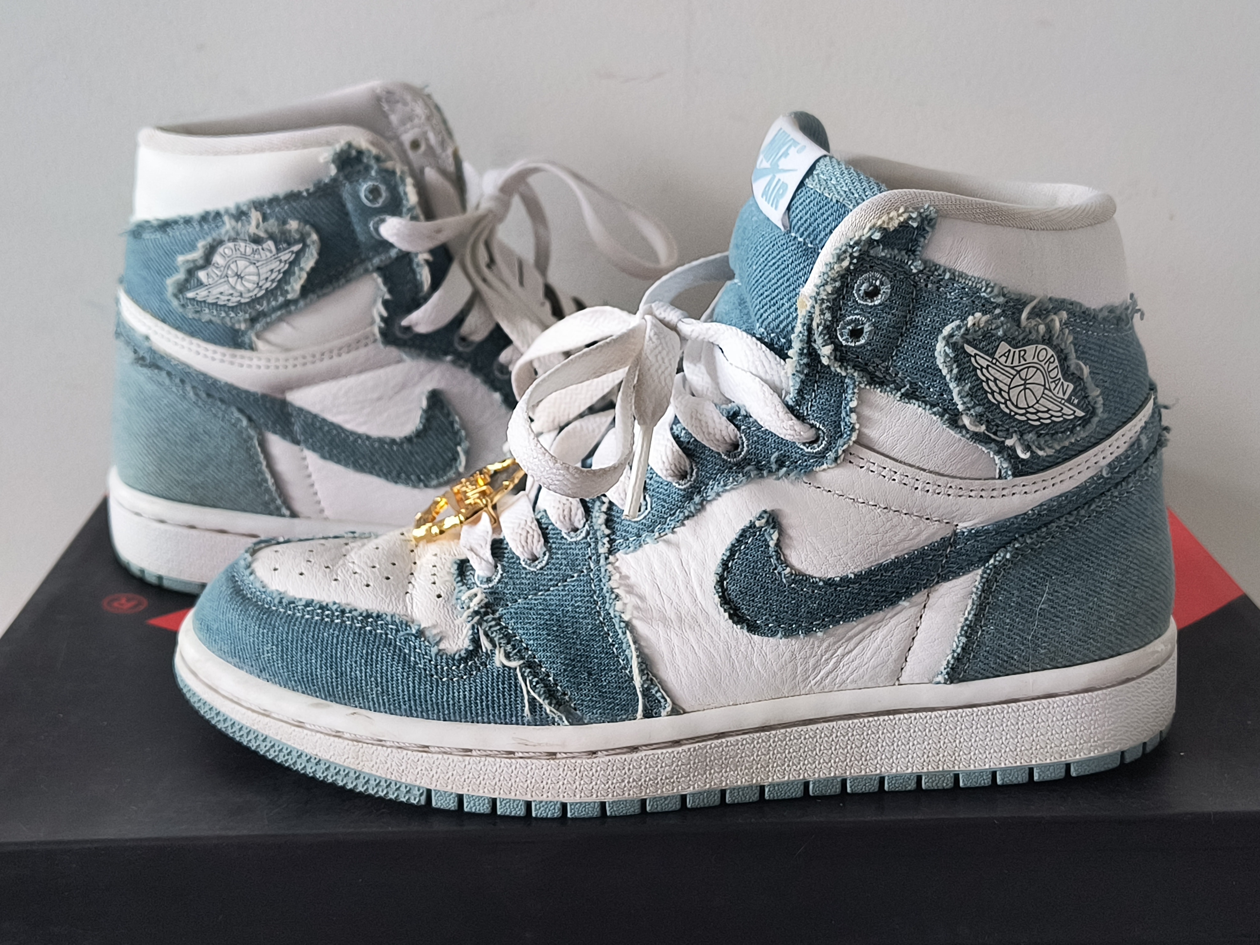Nike Women's Air Jordan 1 High OG "Denim"