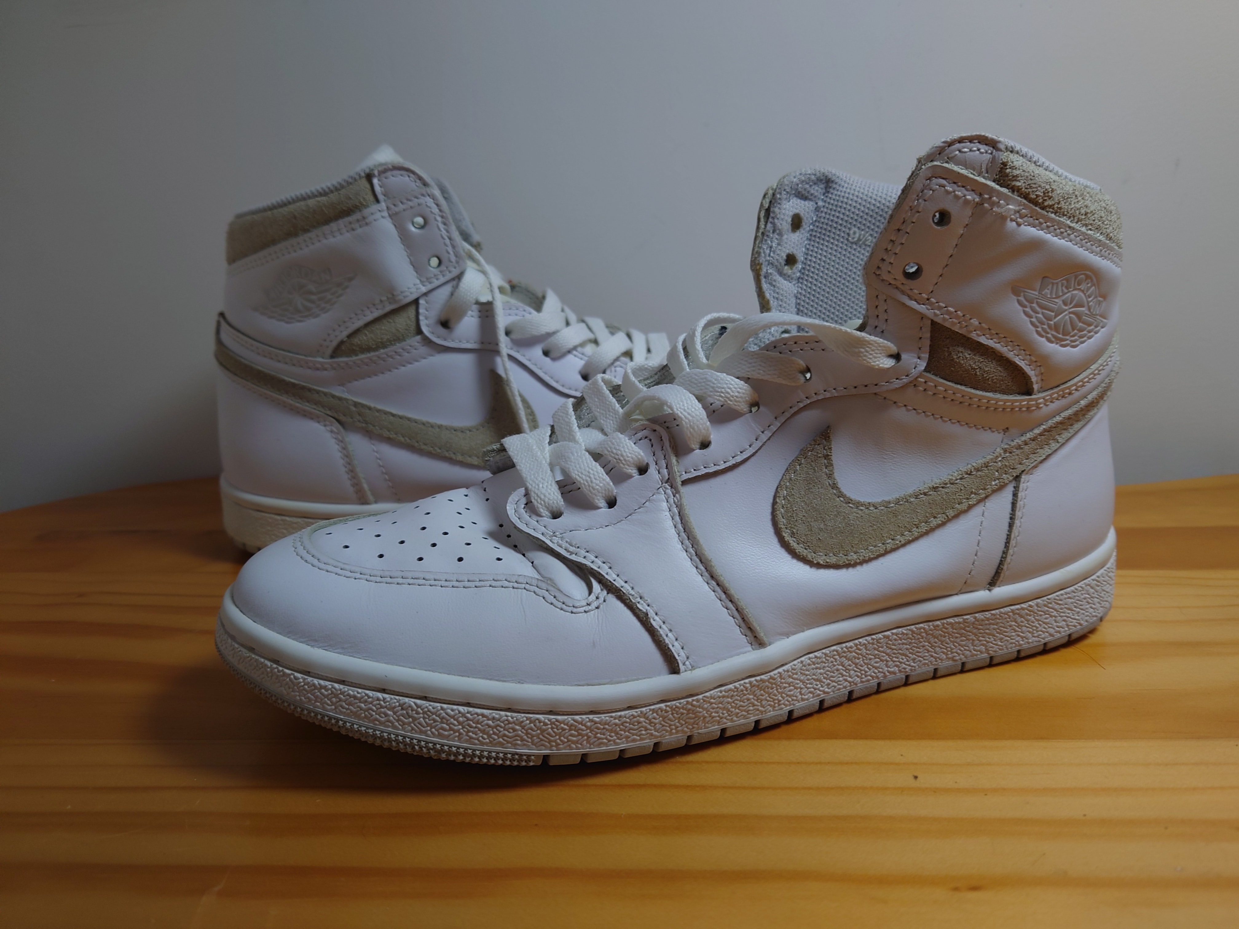 Nike Air Jordan 1 High 85 "Neutral Grey"