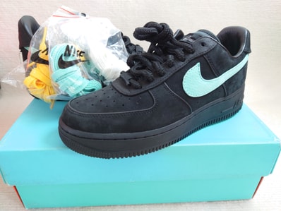 Tiffany & Co. × Nike Air Force 1 Low "1837"