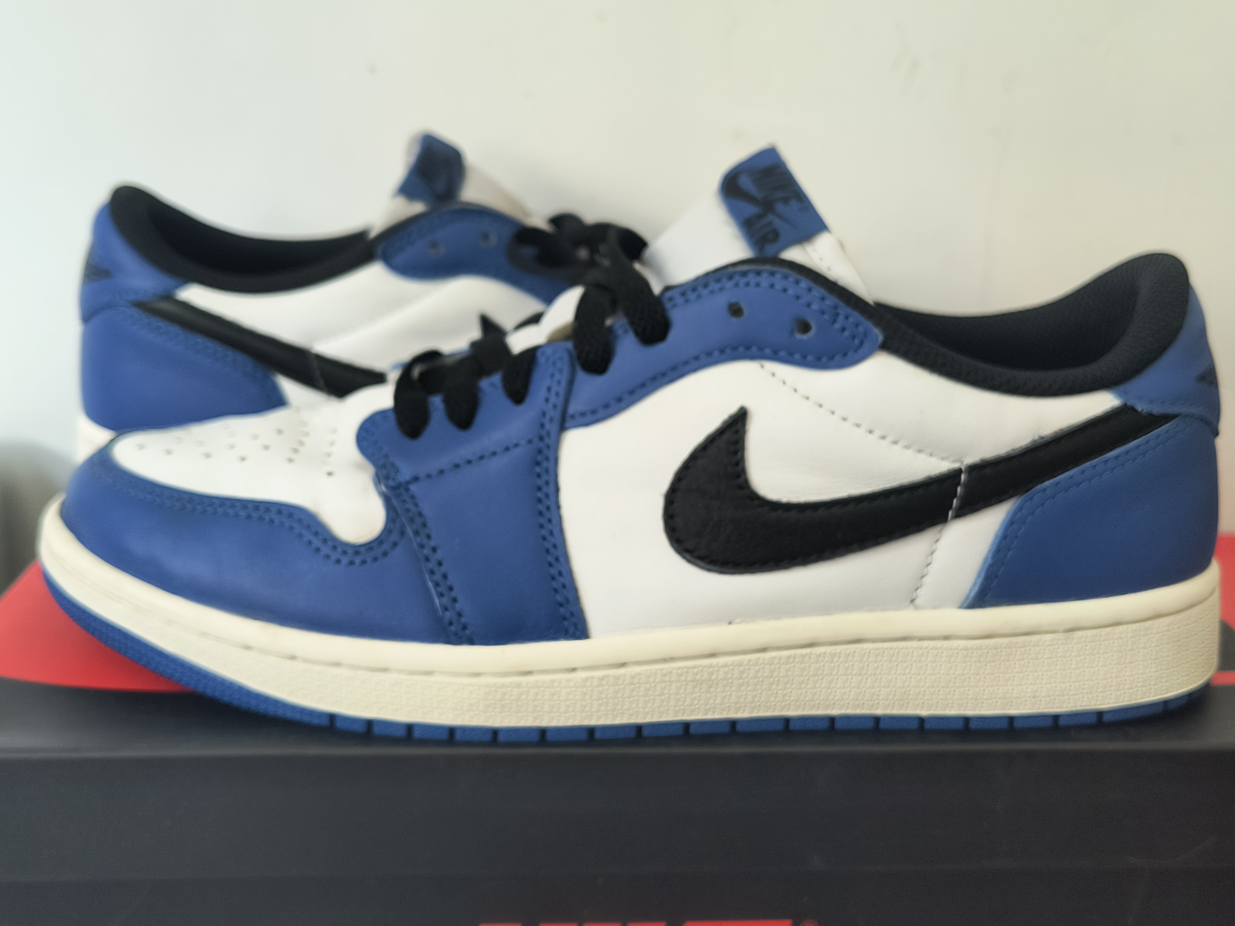 Nike Air Jordan 1 Retro Low OG "Game Royal"
