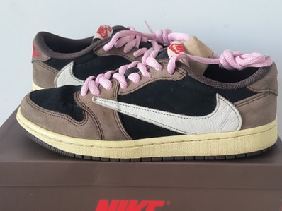 Travis Scott × Nike Air Jordan 1 Low OG SP-T "Black/Dark Mocha"