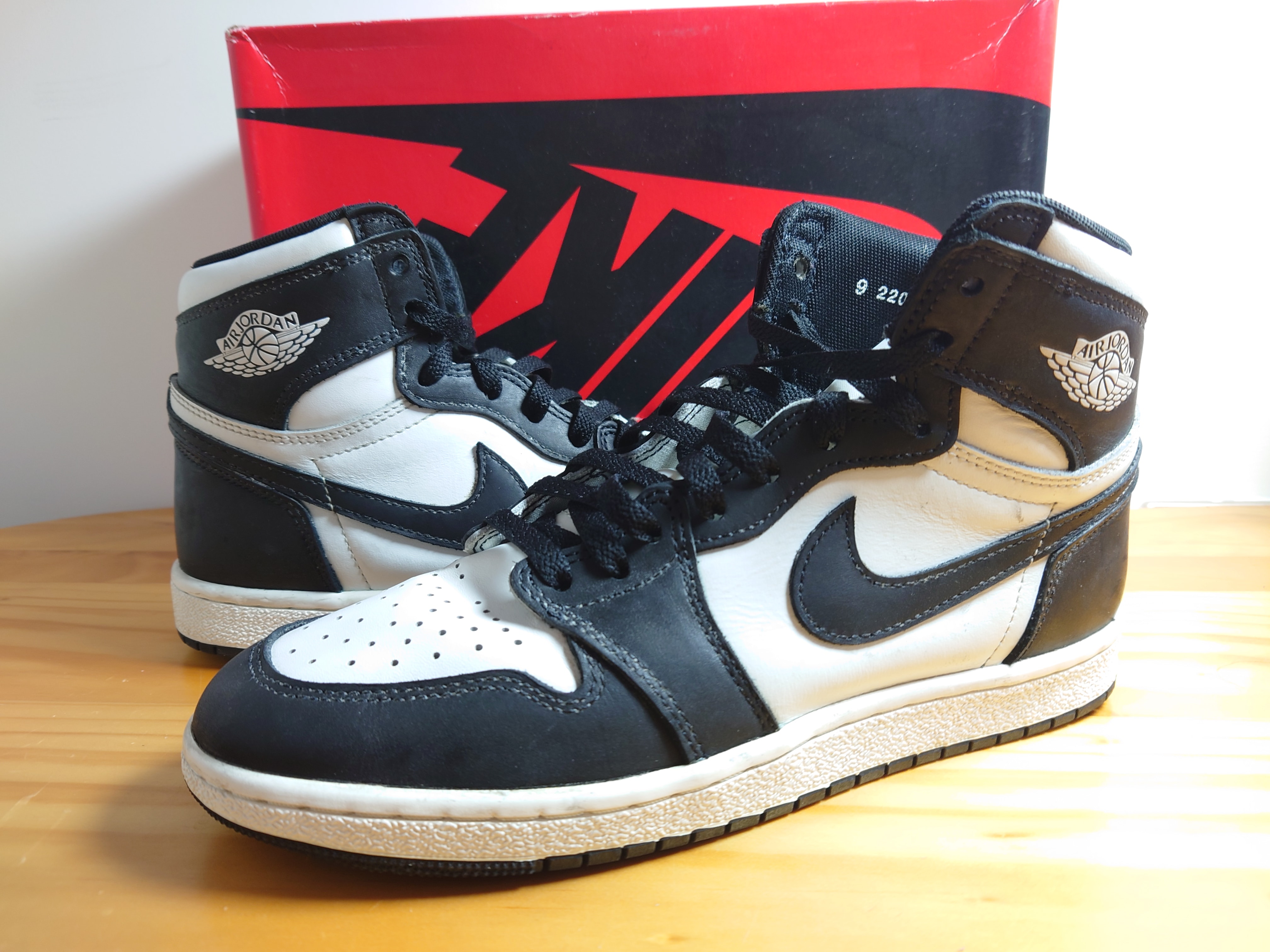 Nike Air Jordan 1 High '85 "Black/White"