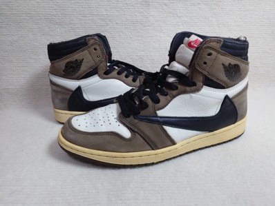 Travis Scott × Nike Air Jordan 1 Retro High OG TS SP "Sail/Dark Mocha"