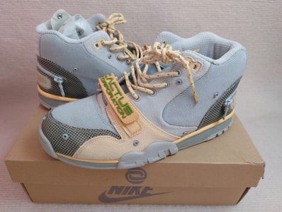 Travis Scott × Nike Air Trainer 1 SP "Grey Haze and Dusty Sage"