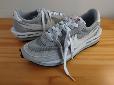 fragment design × sacai × Nike LD Waffle "Light Smoke Grey"