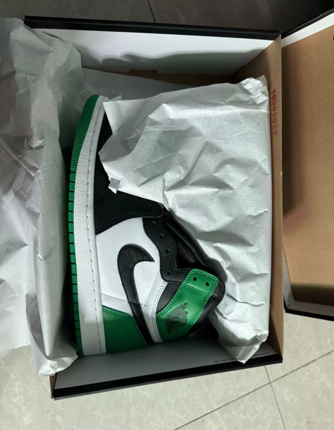 Nike Air Jordan 1 Retro High OG "Celtics/Black and Lucky Green" (2023)