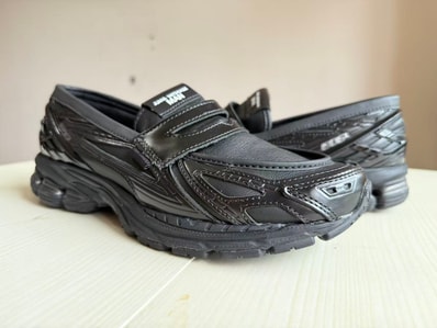 JUNYA WATANABE MAN × New Balance 1906L "Black"