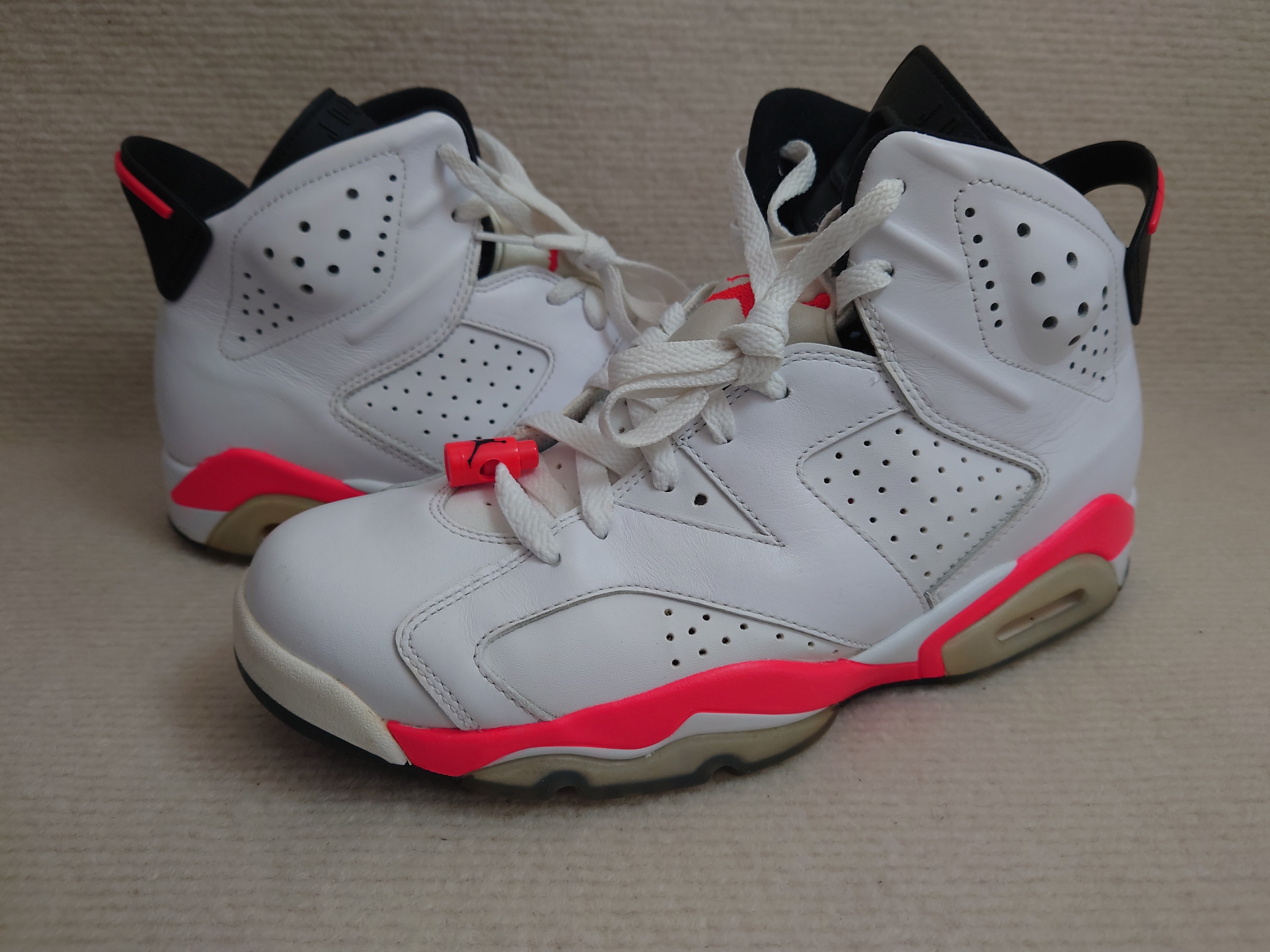 Nike Air Jordan 6 Retro "White / Infra Red" (2014)