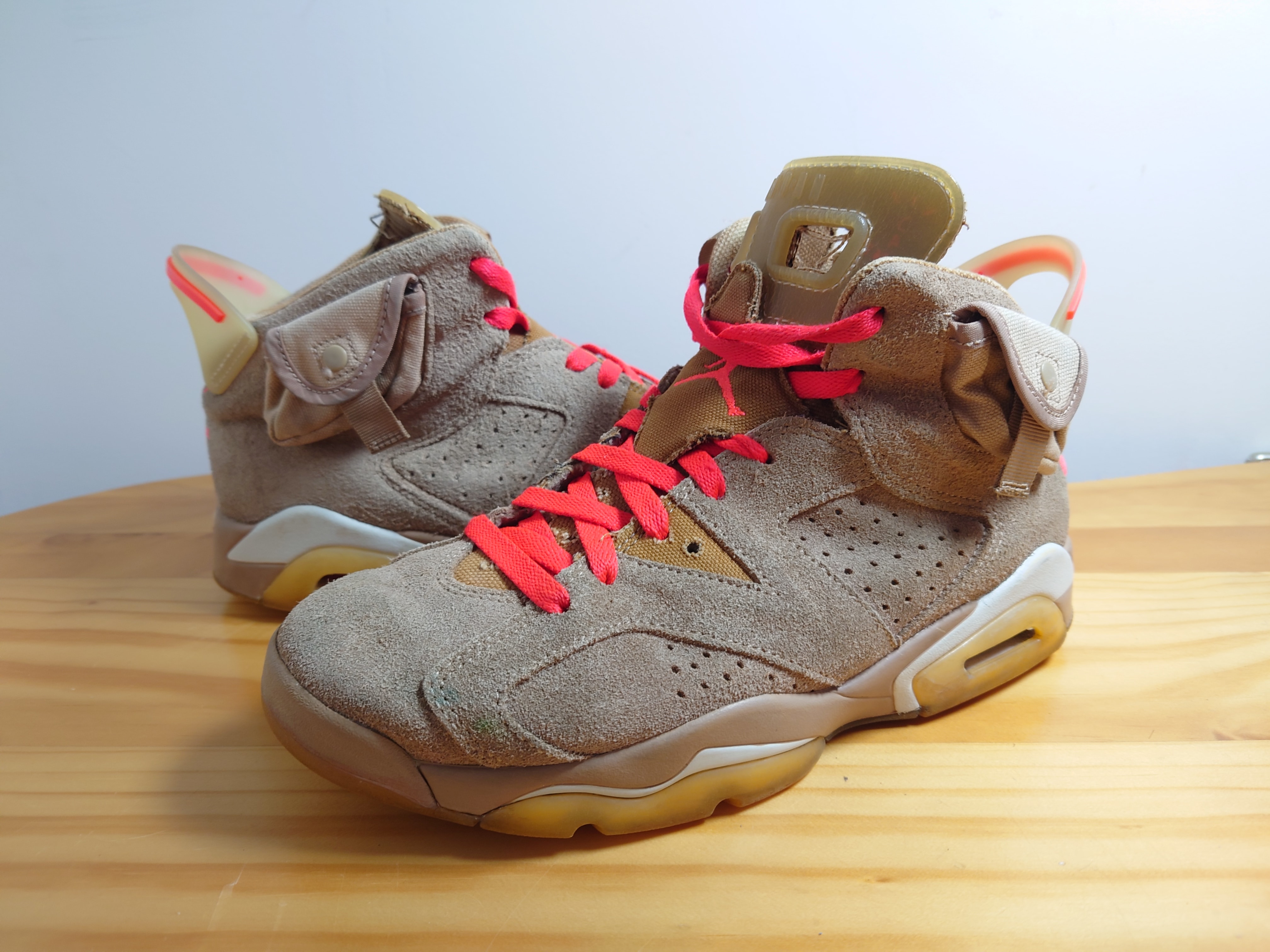 Travis Scott × Nike Air Jordan 6 "British Khaki"