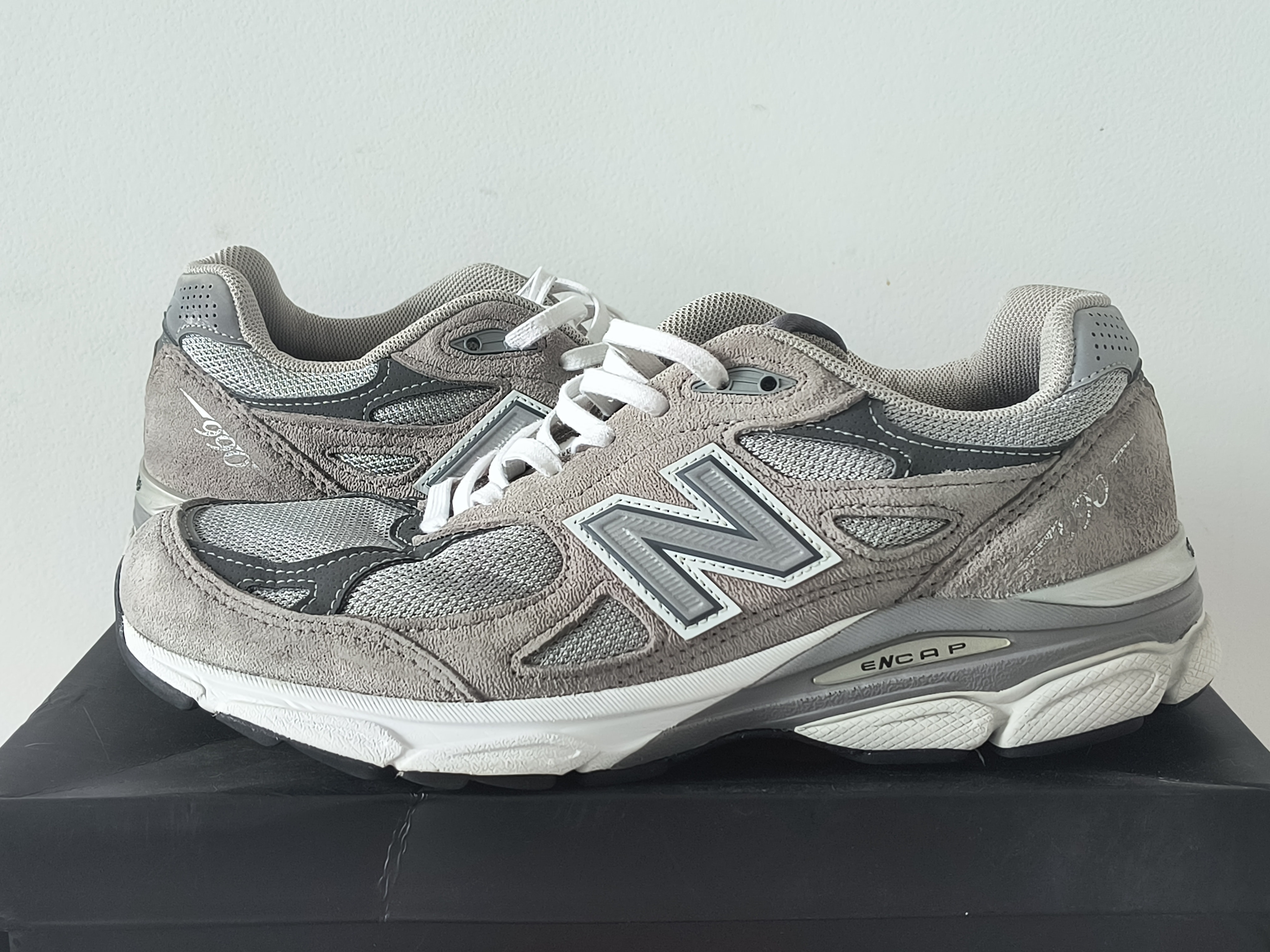 ニューバランス 990V3 "グレー"