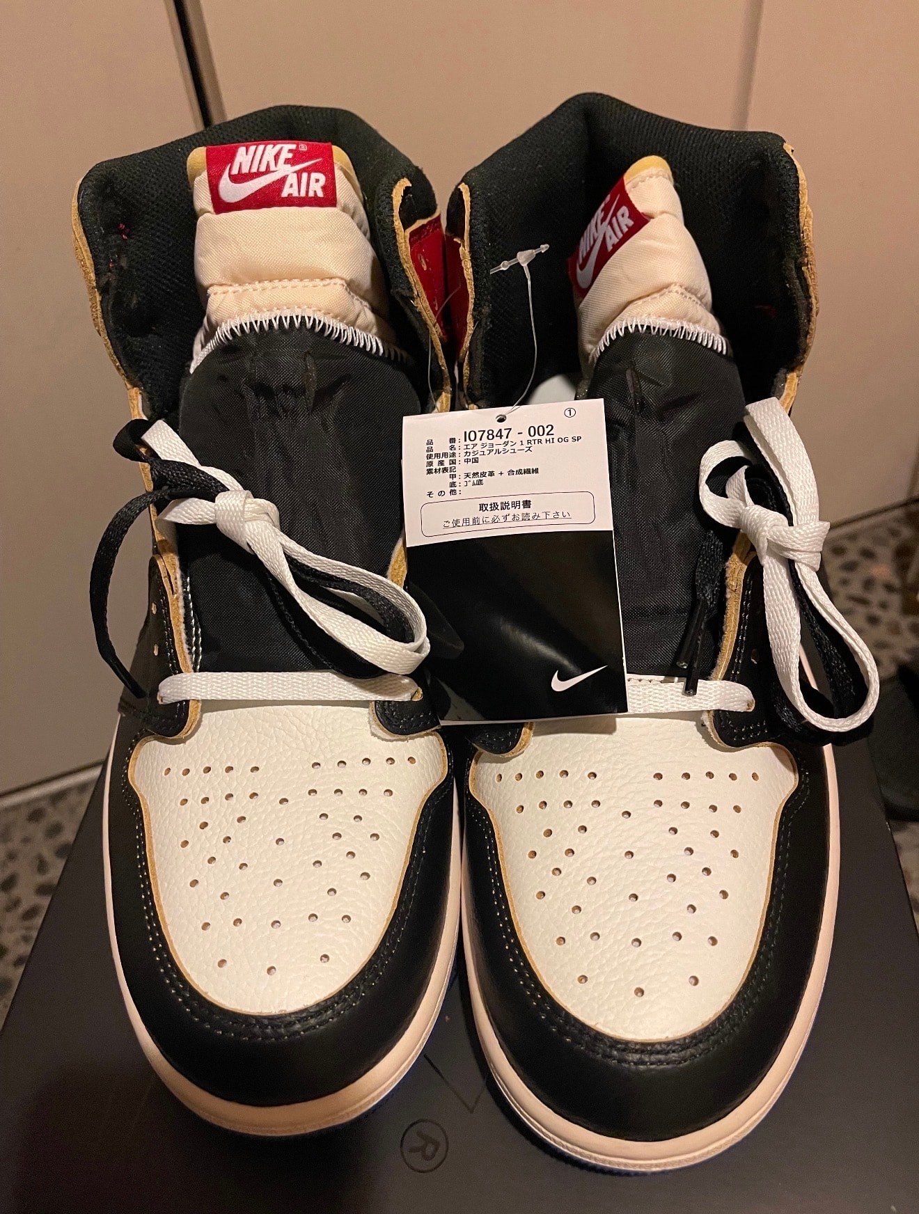 フラグメントデザイン × ユニオン × ナイキ エアジョーダン1 ハイ OG "ブラック/バーシティレッド"