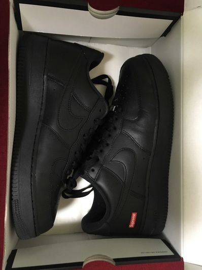 Supreme × Nike Air Force 1 Low "Black"